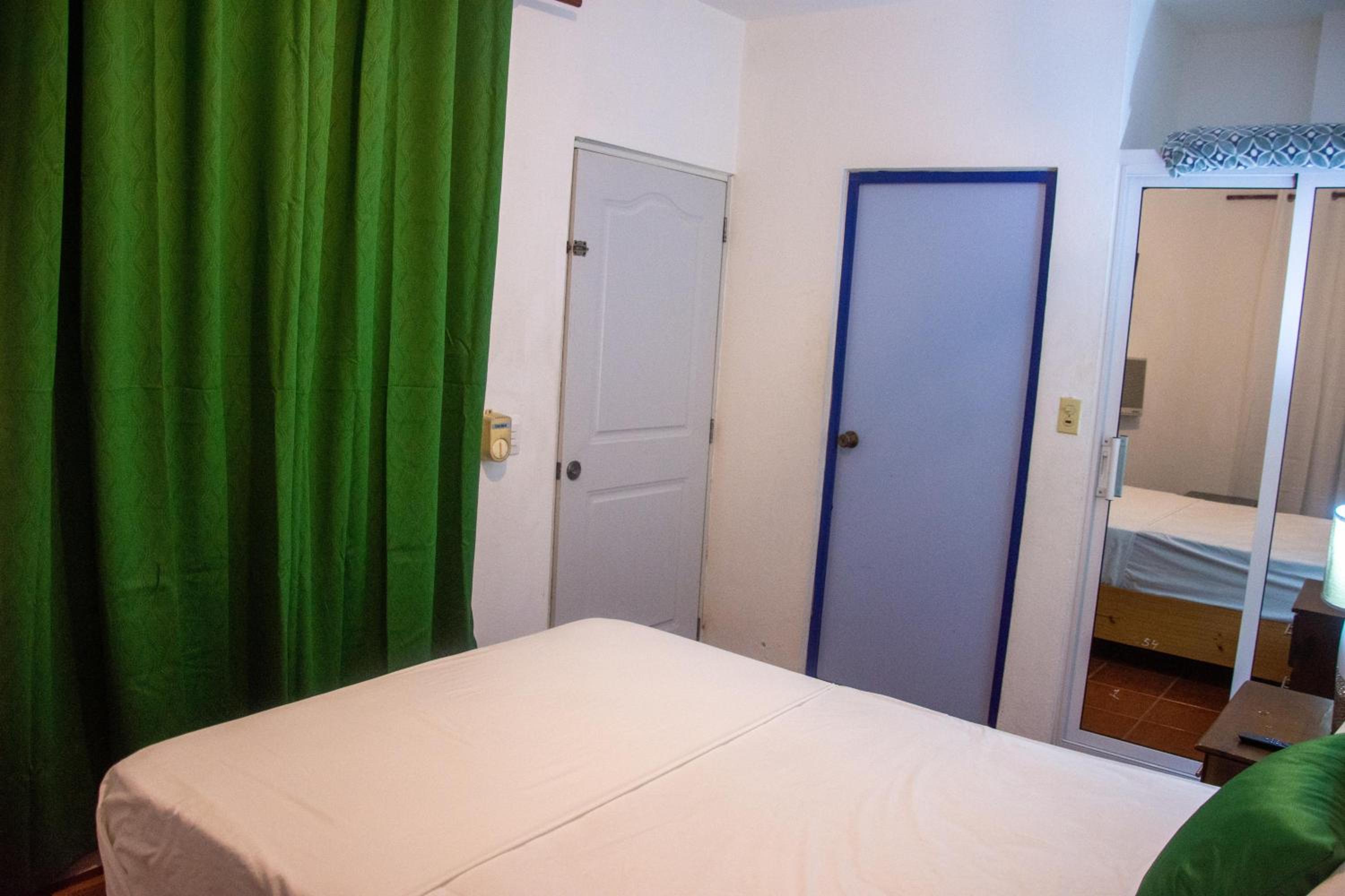 Double Room with Garden View photo 2