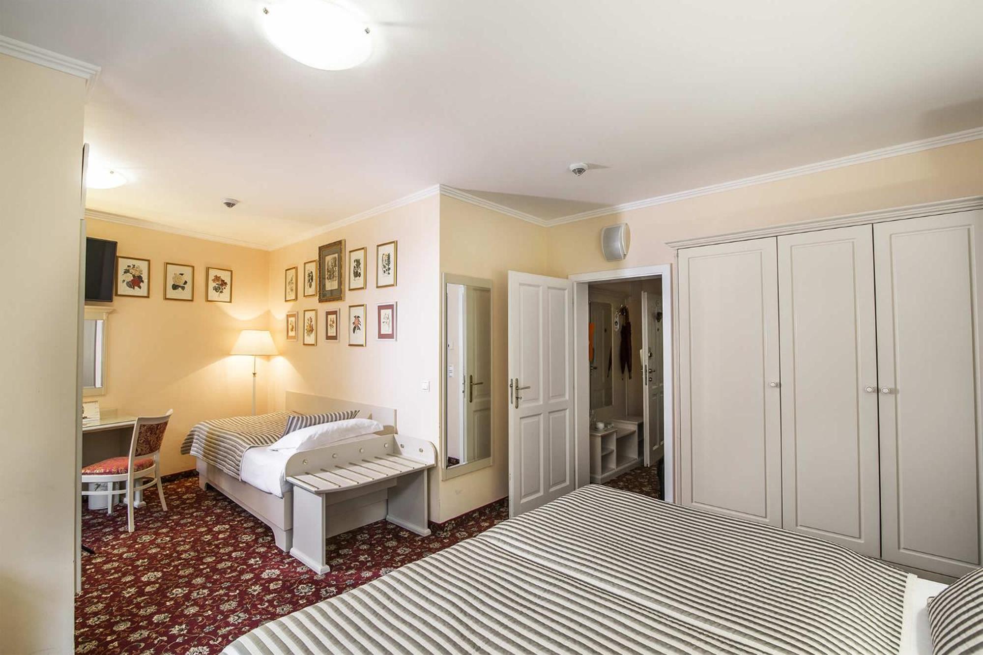 Triple Room - Photo 3