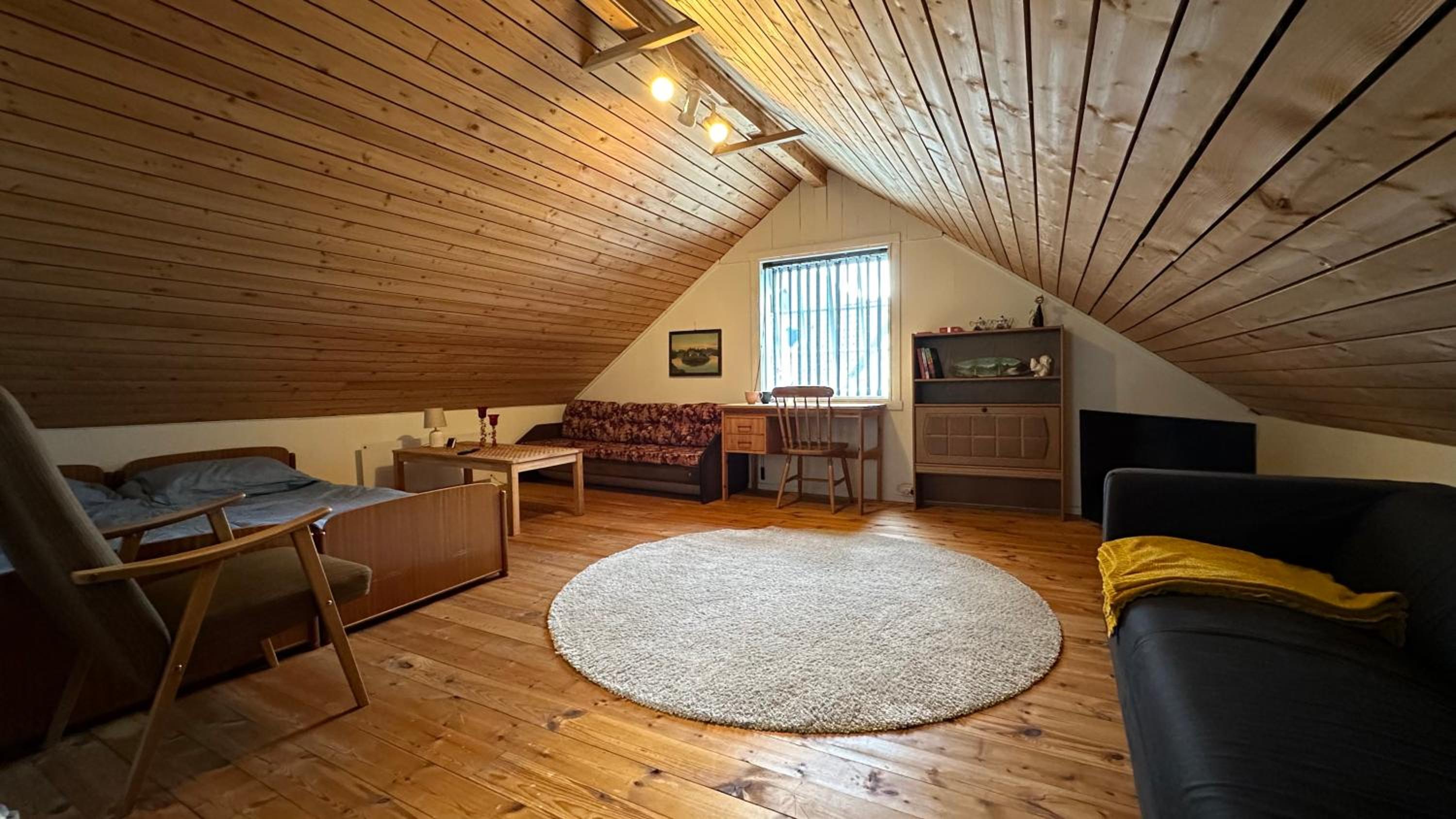 Family Room photo 2