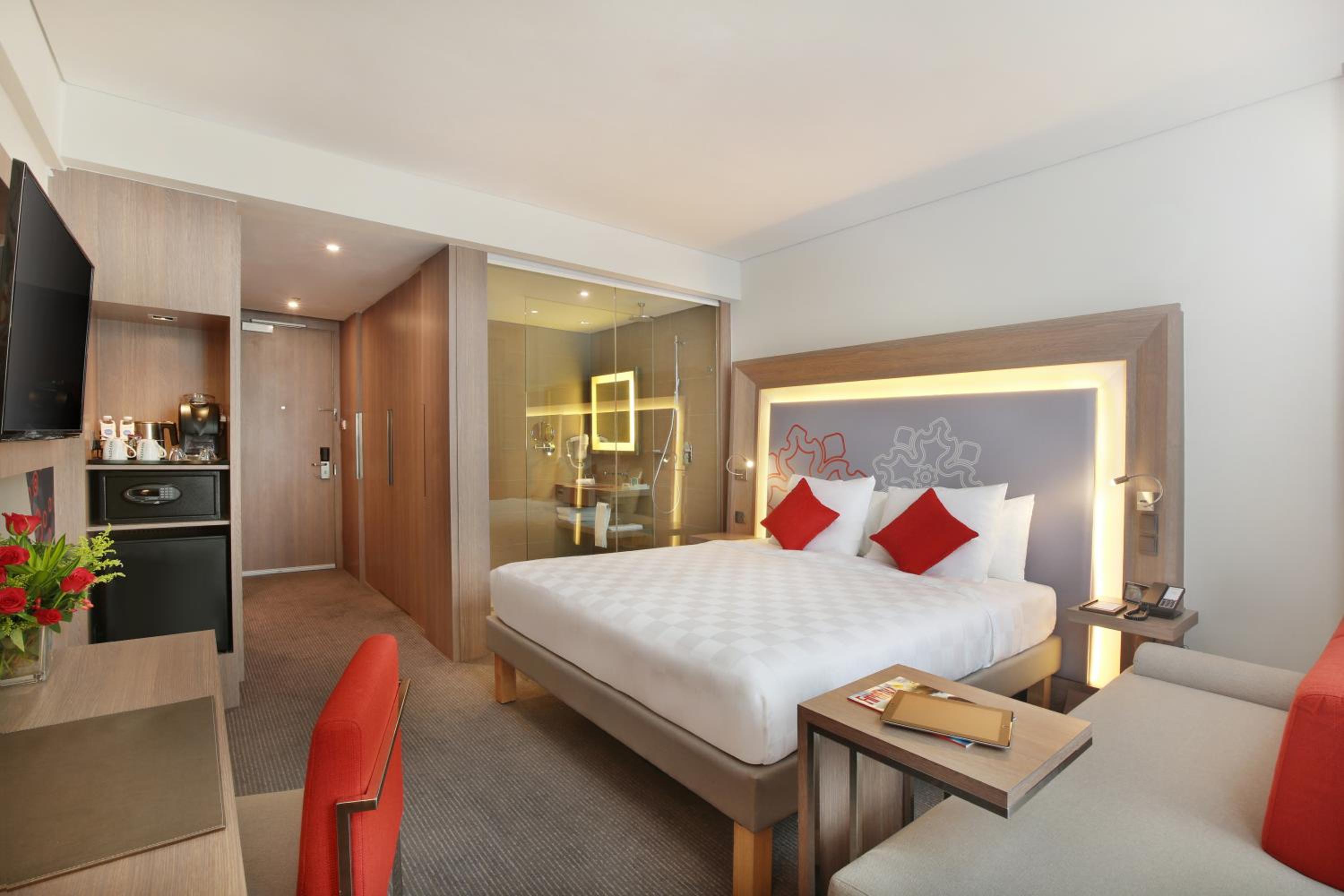 Executive King Room - Lounge Access
