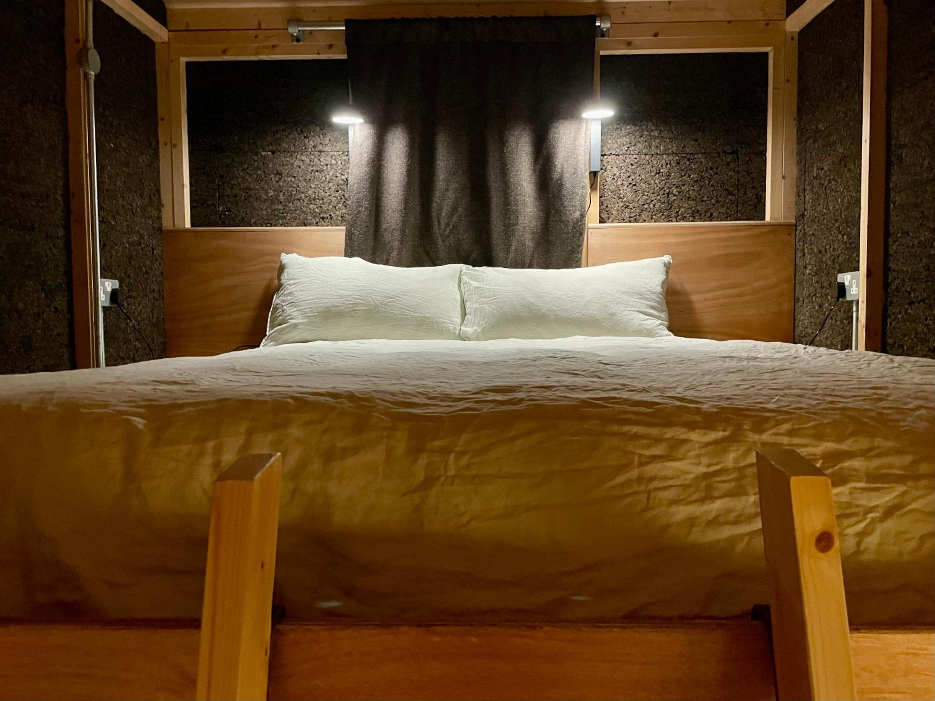 One-Bedroom House photo 1