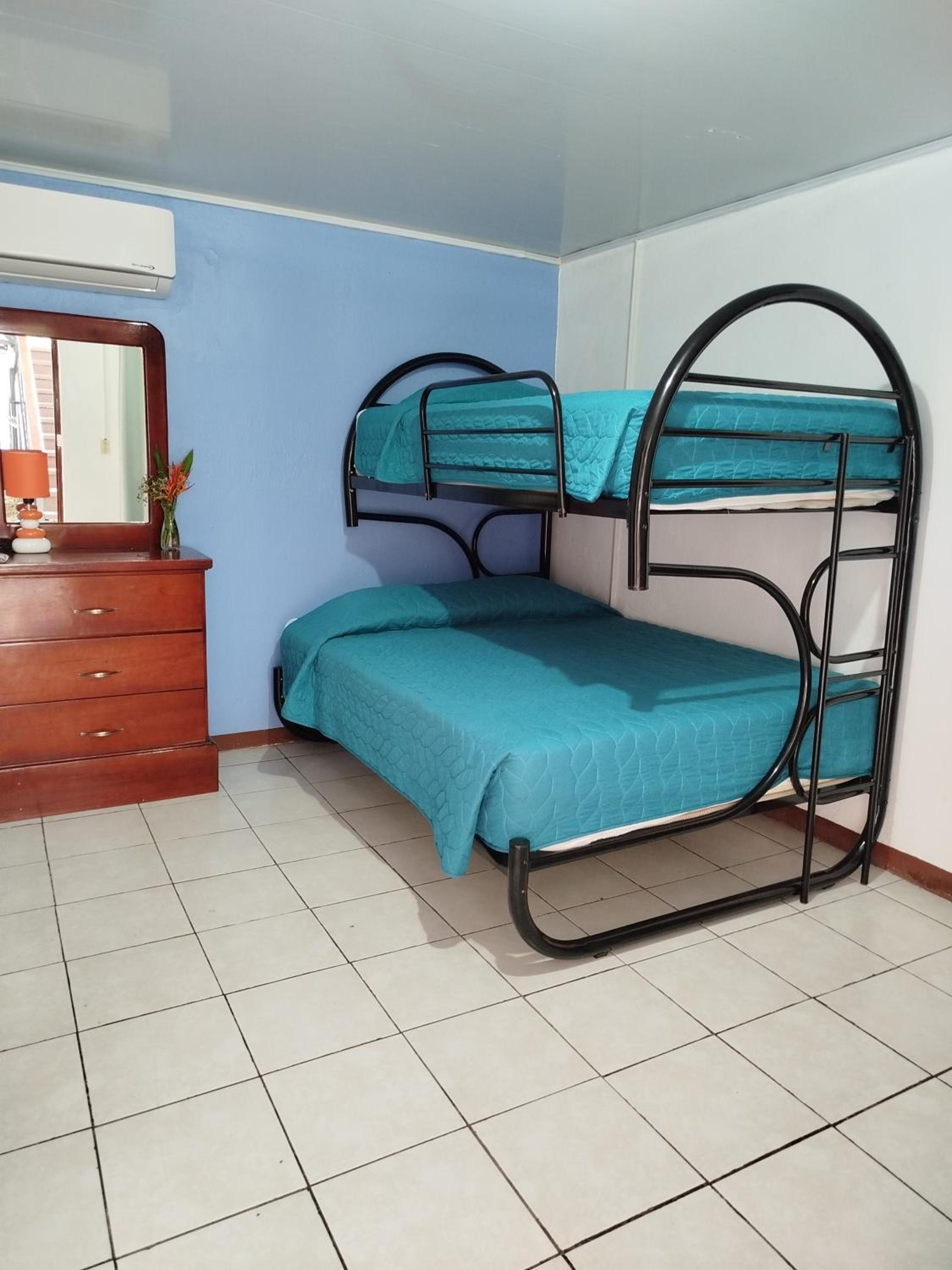 Triple Room photo 2