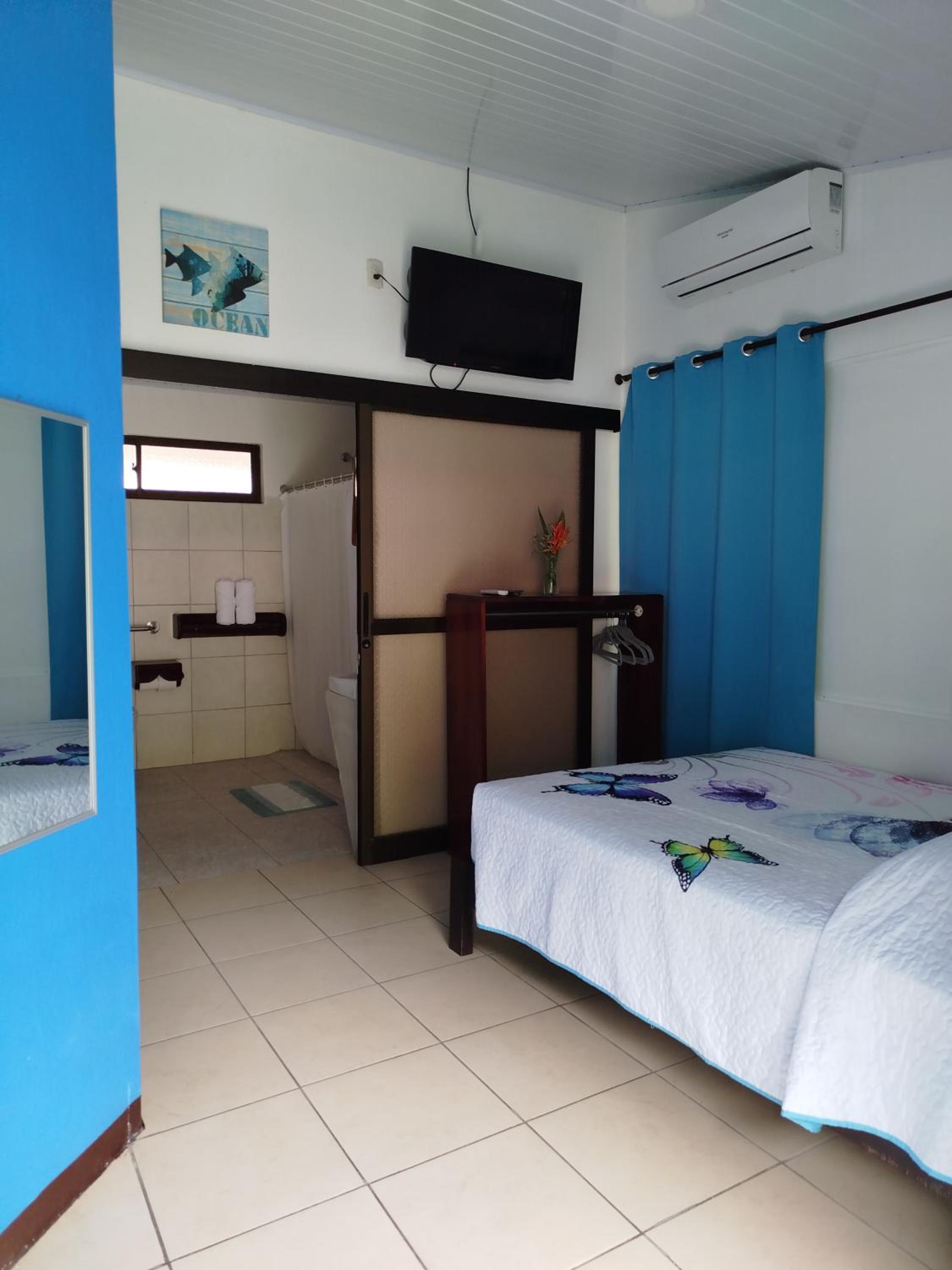 Double Room - Disability Access photo 1