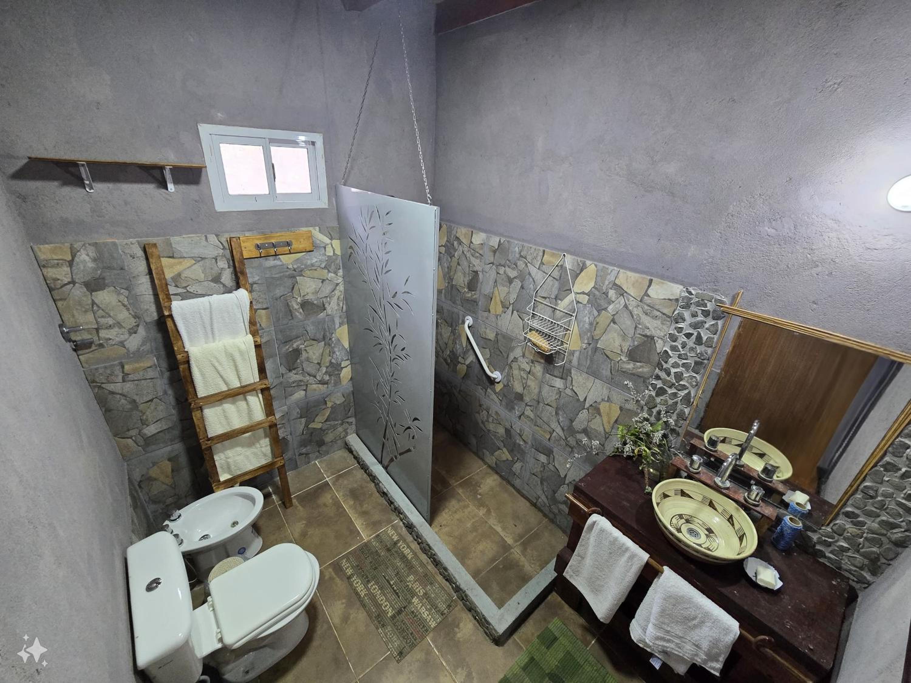 Double or Twin Room photo 2