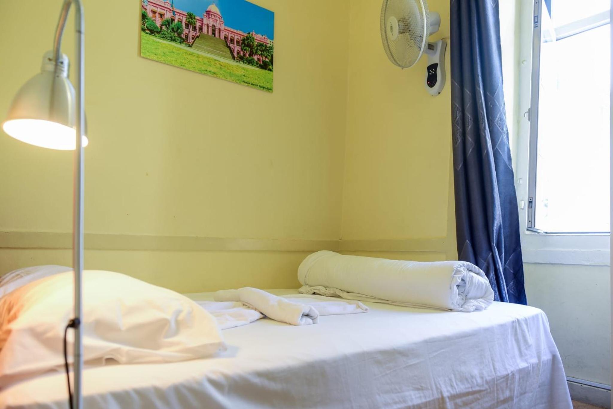 Suite - Photo 1