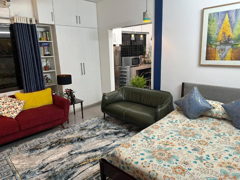One-Bedroom Apartment photo 1