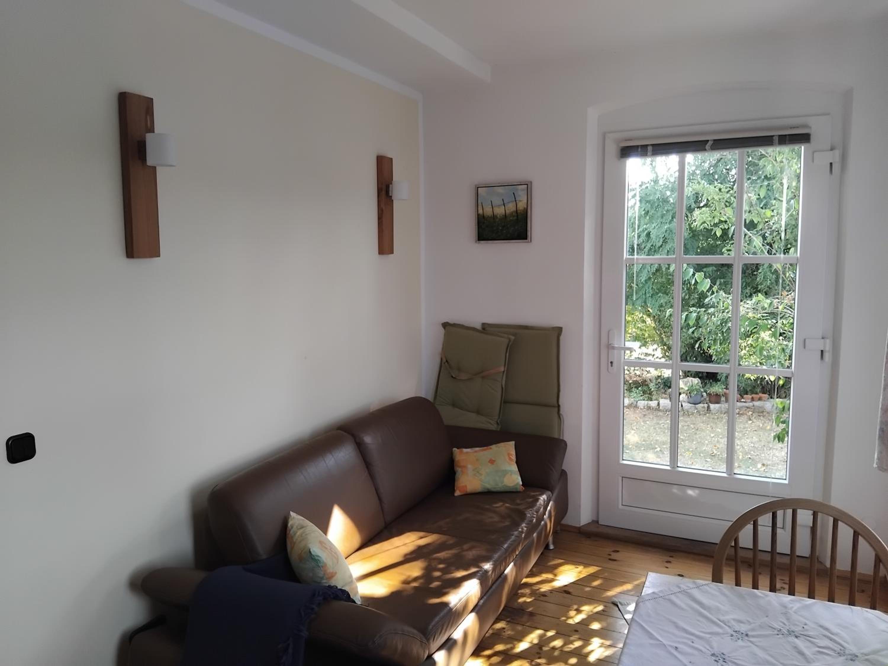One-Bedroom Apartment with Garden photo 1