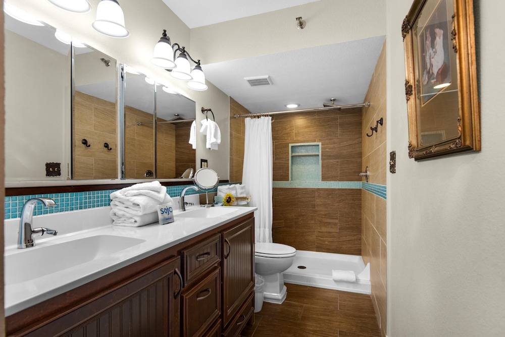 Condo, Multiple Beds (Tristan Towers unit 1E) photo 3