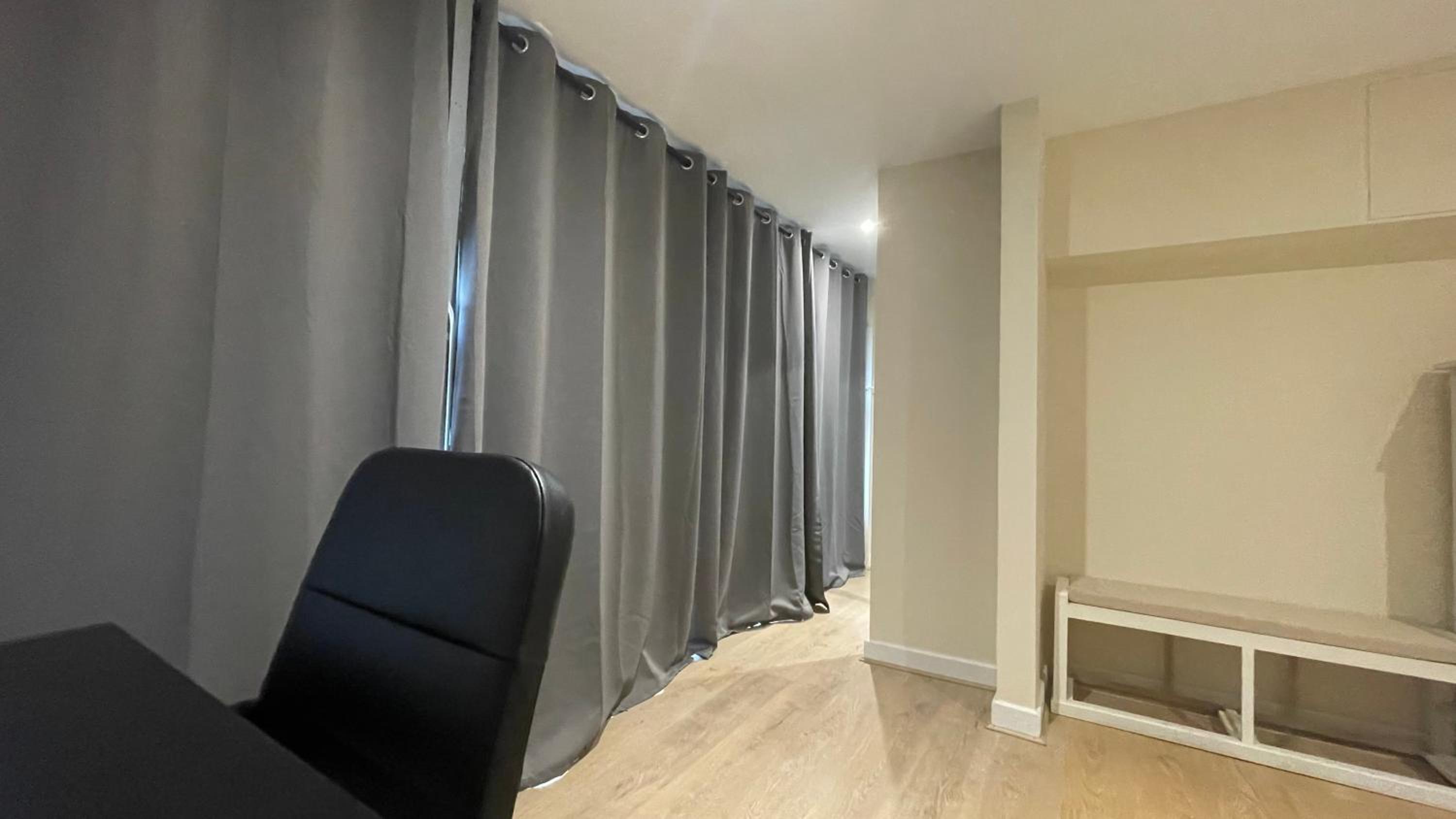 Three-Bedroom Apartment photo 1