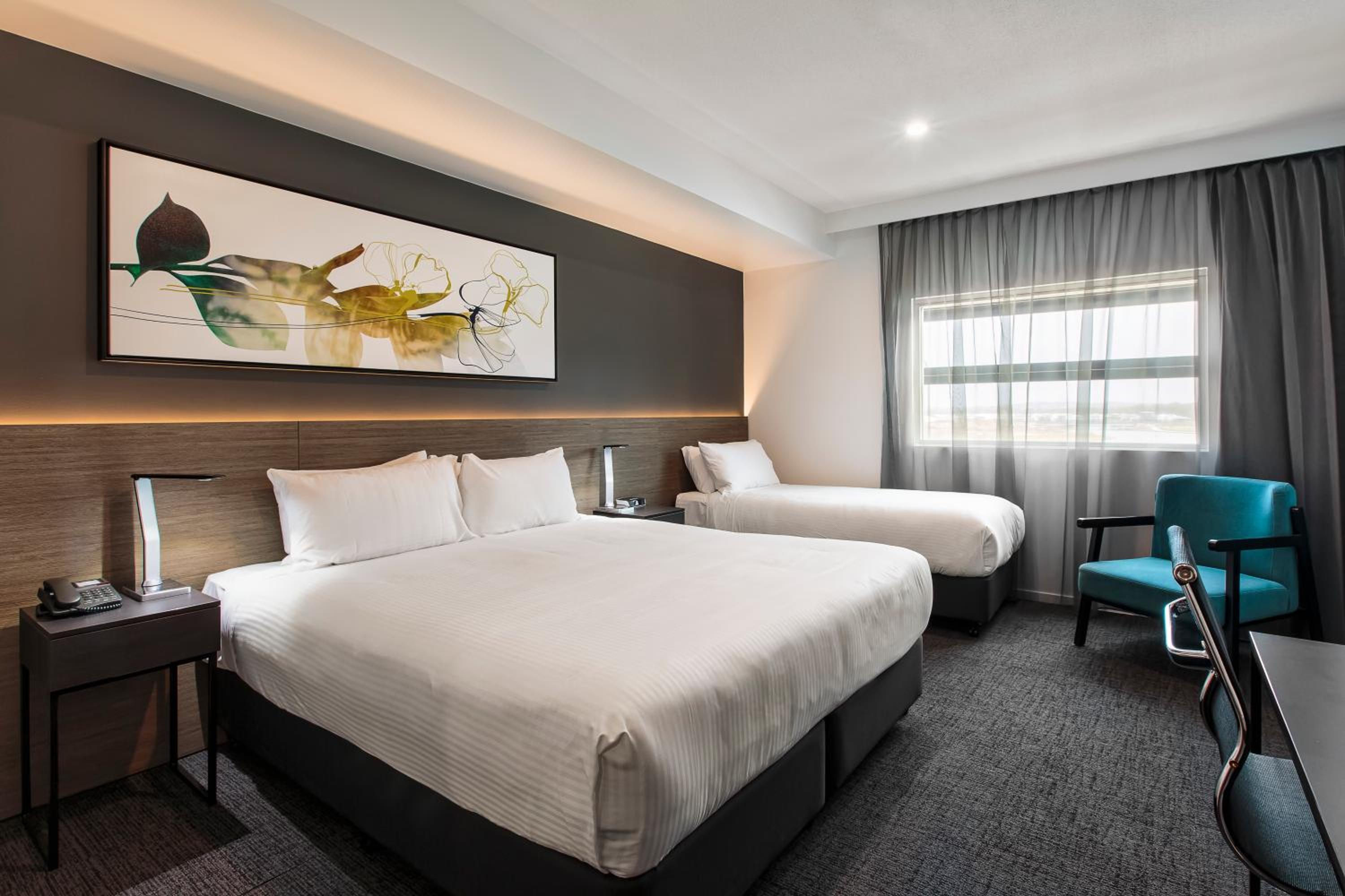 Standard King Room + Single Bed