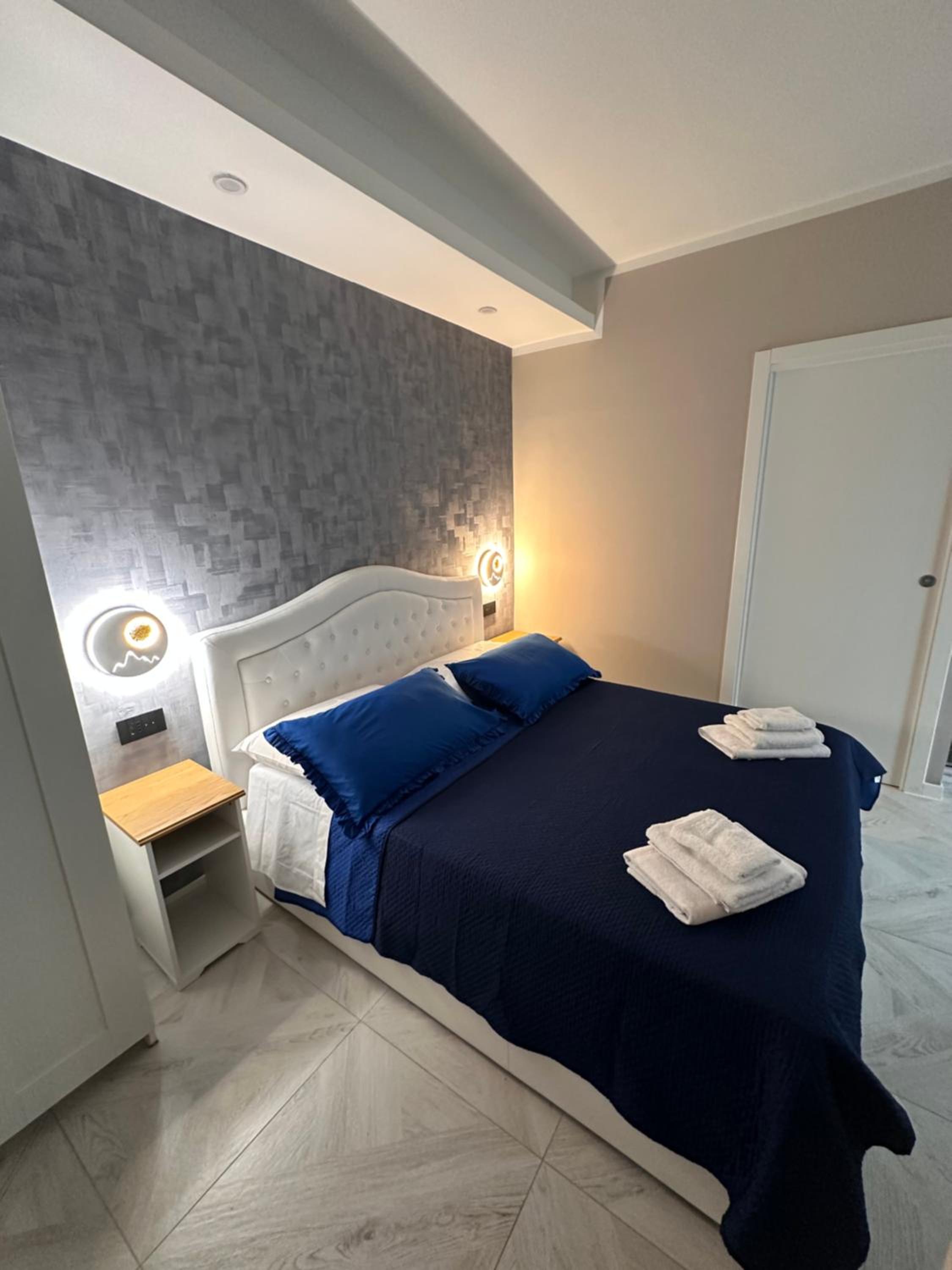 Double Room with Private Bathroom photo 1