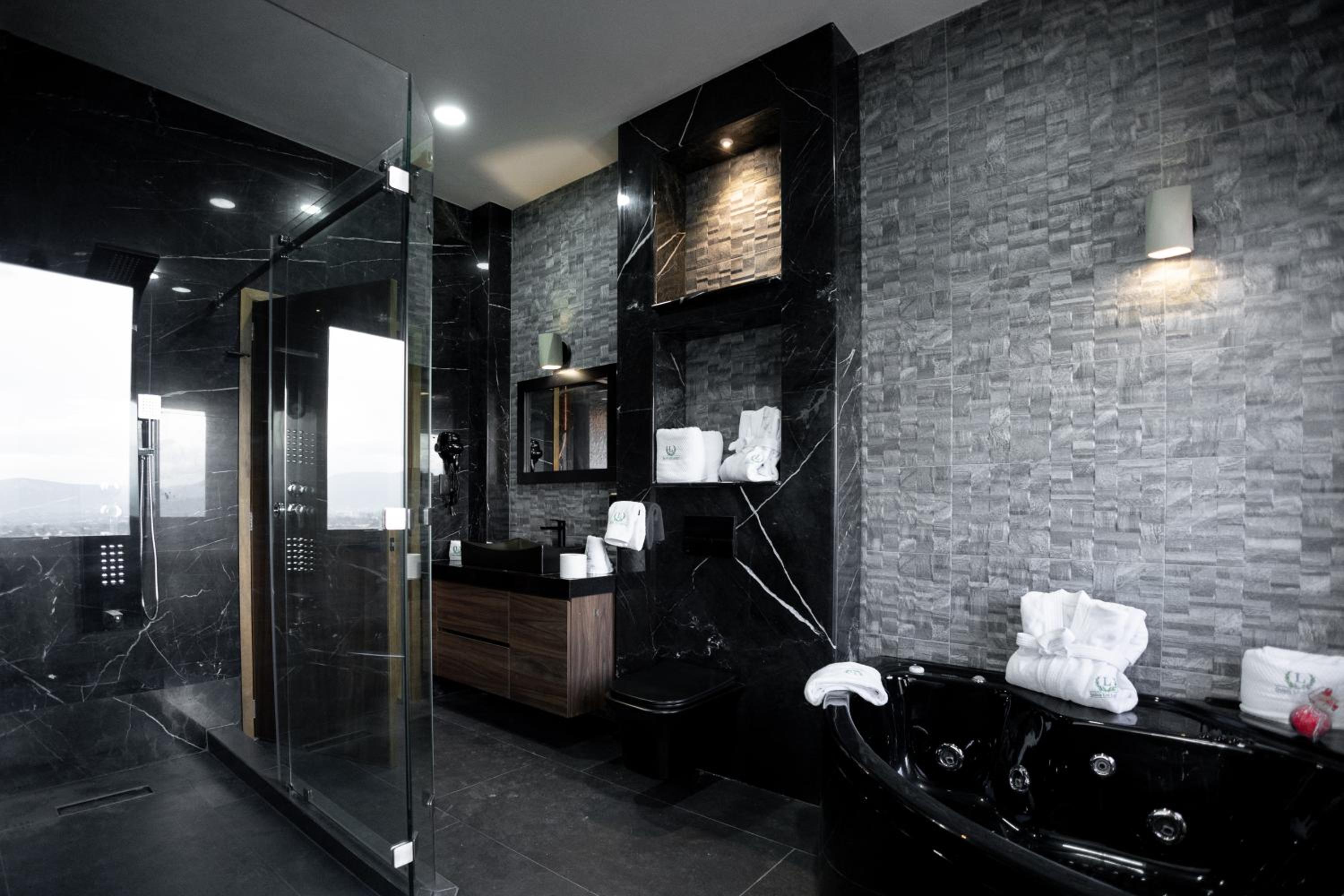 Presidential Suite photo 2