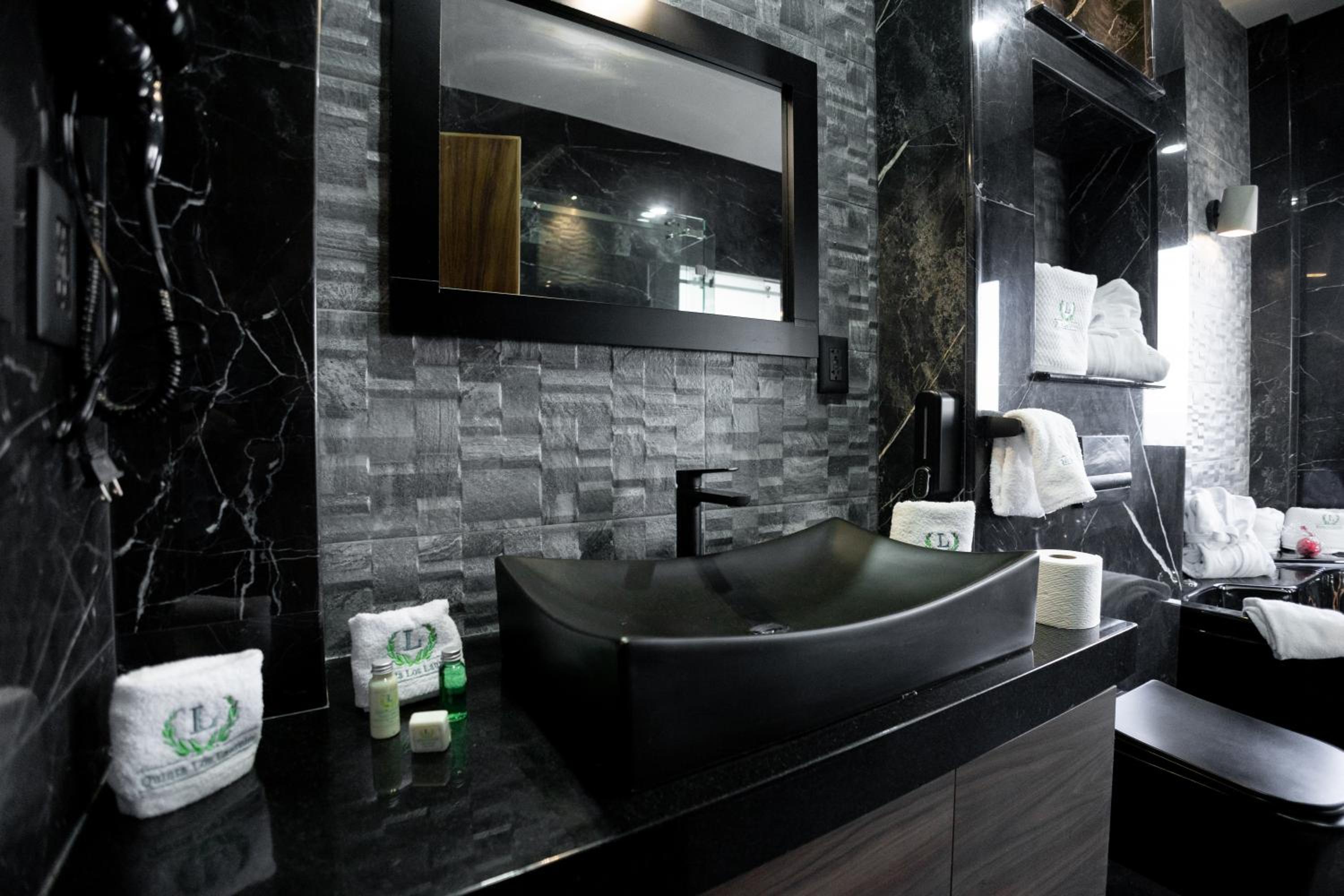 Presidential Suite photo 3