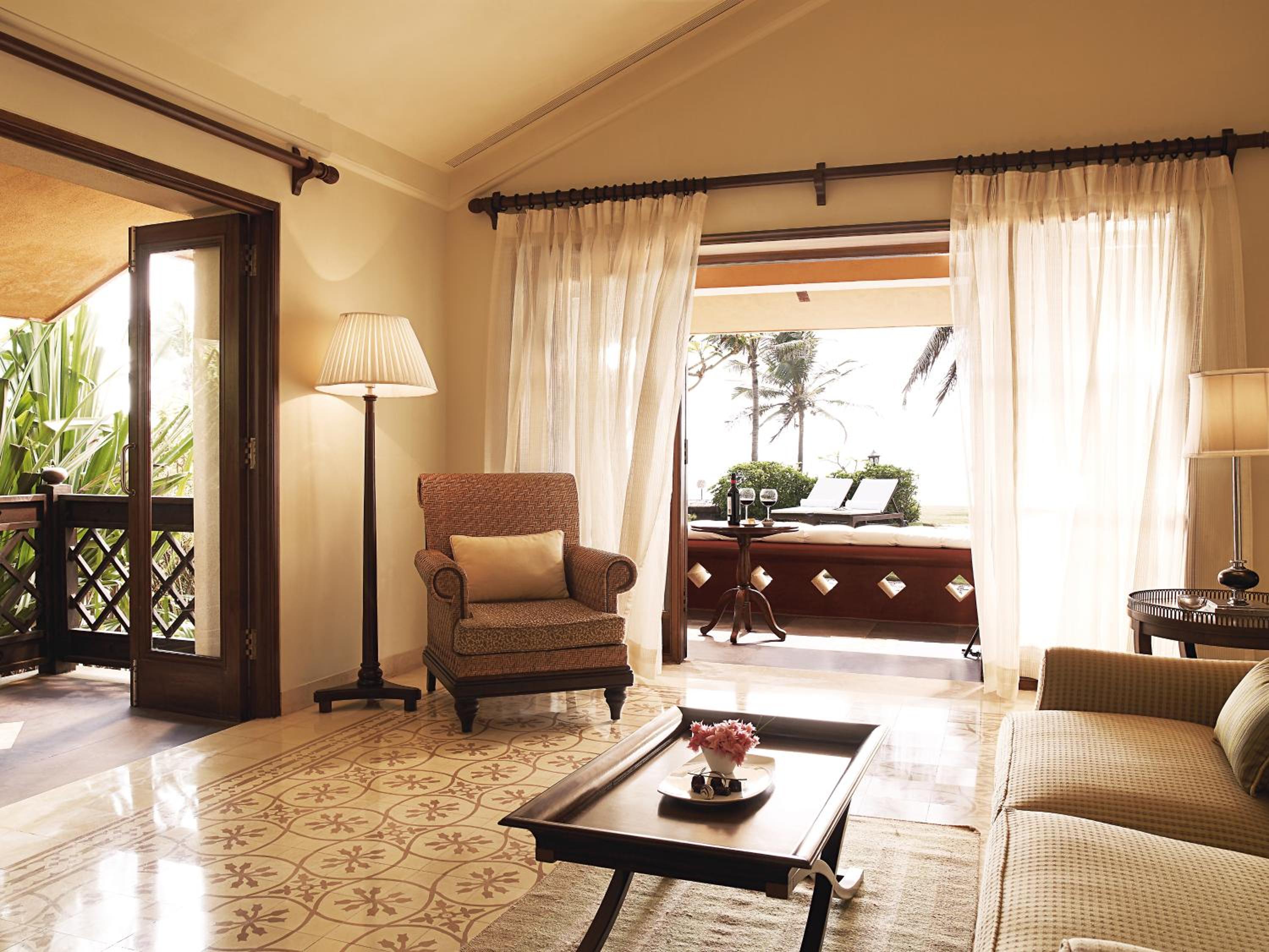 Goan Villa Garden View – King Bed Complimentary cocktail Hours from 6pm-8pm at Designated Venue