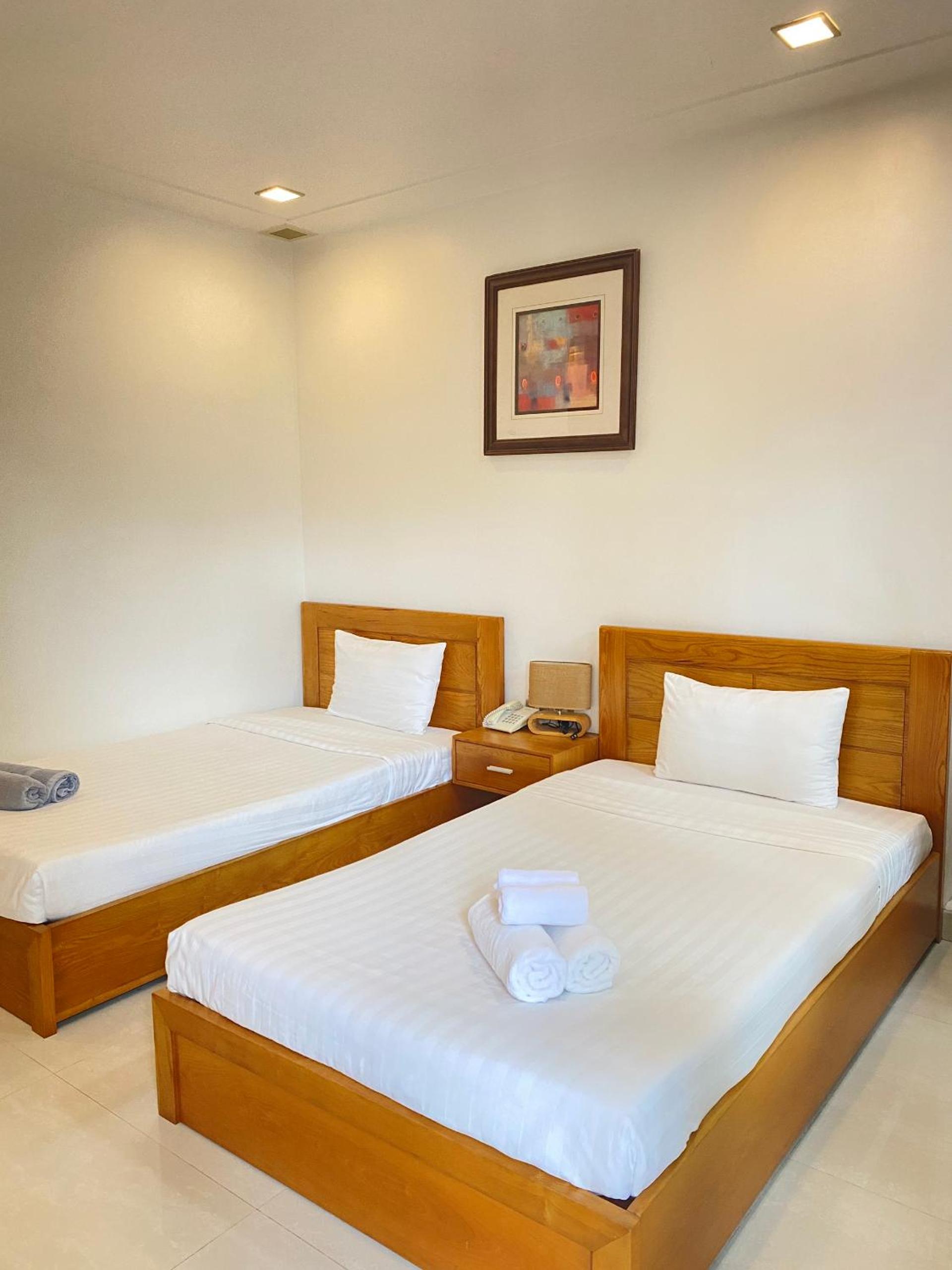 Twin Room with Lake View