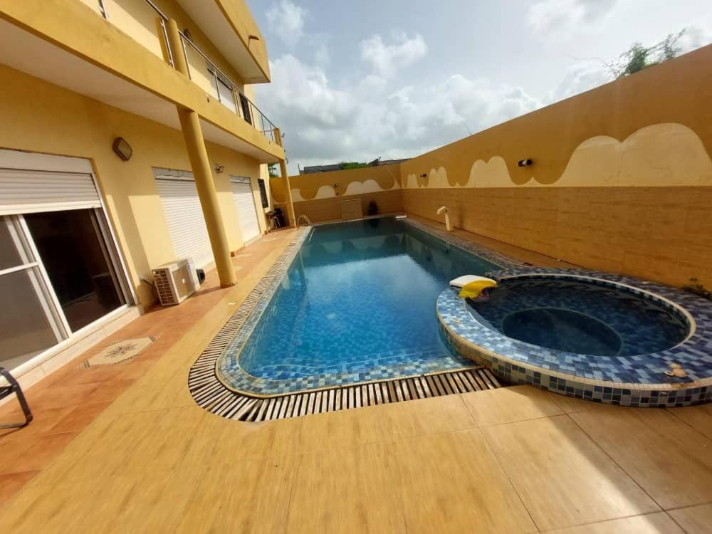 Villa photo 2