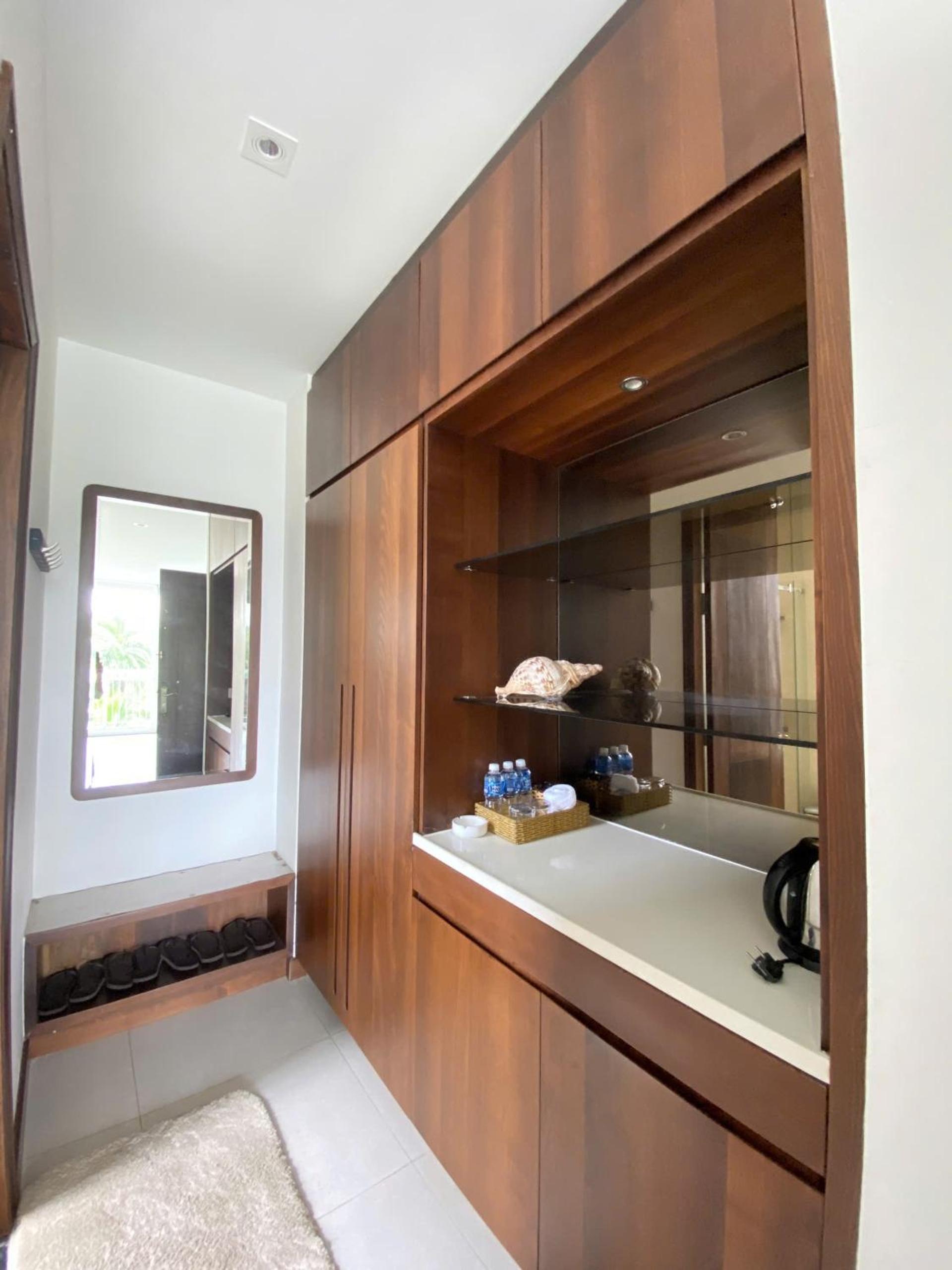 King Room with Garden View photo 2