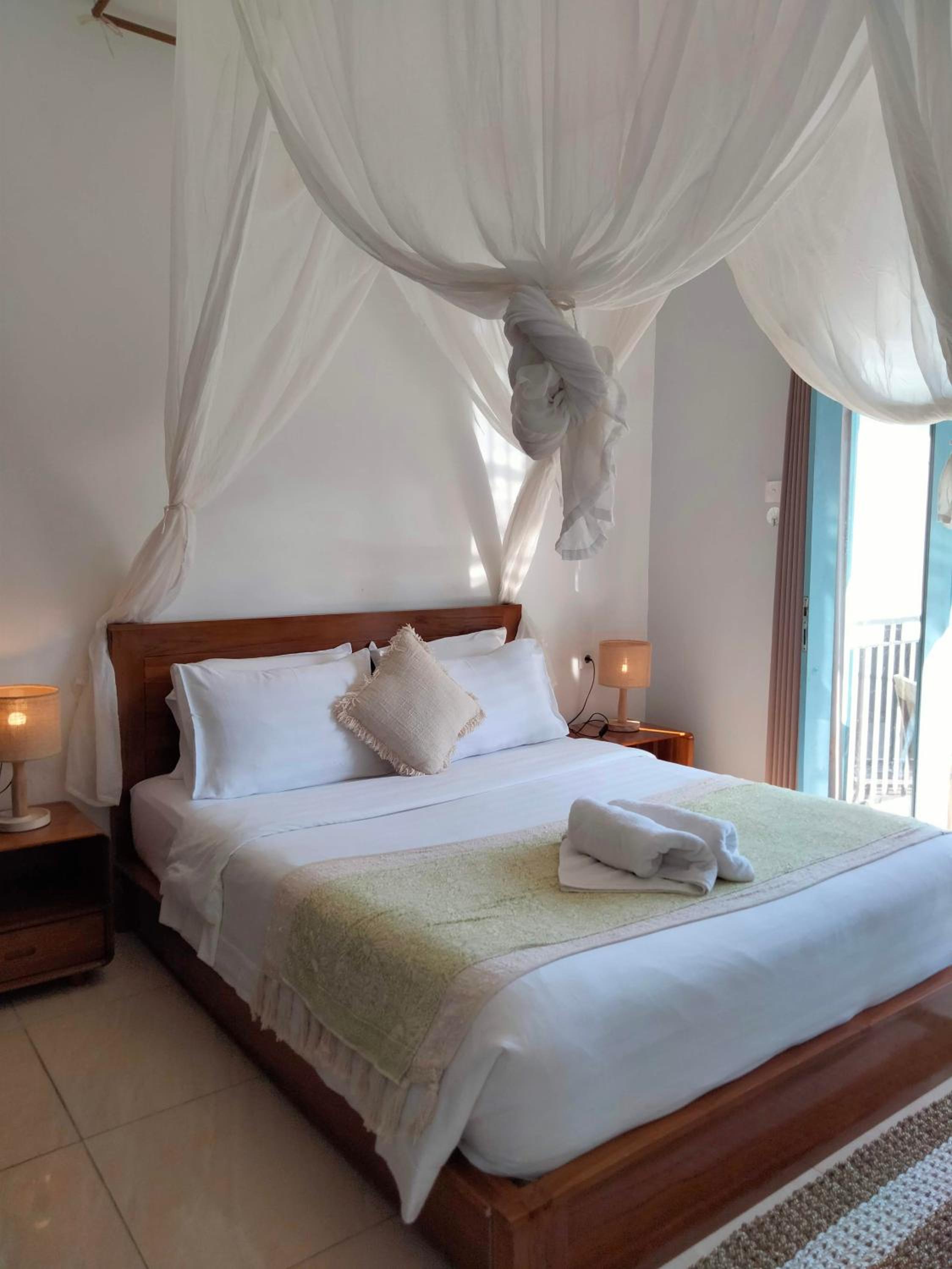 Deluxe Double Room with Balcony - Photo 1