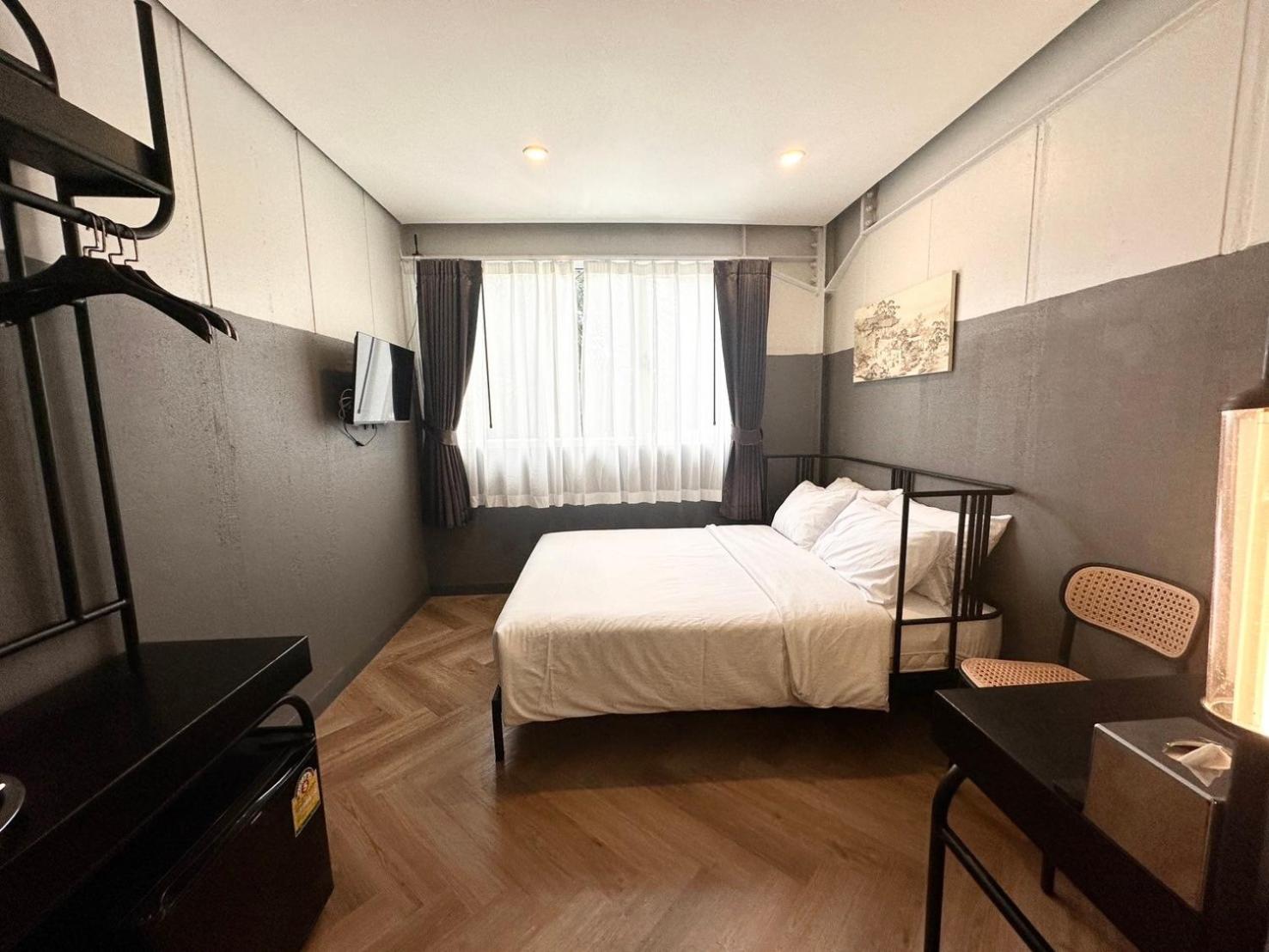 Double Room with Private Bathroom photo 3