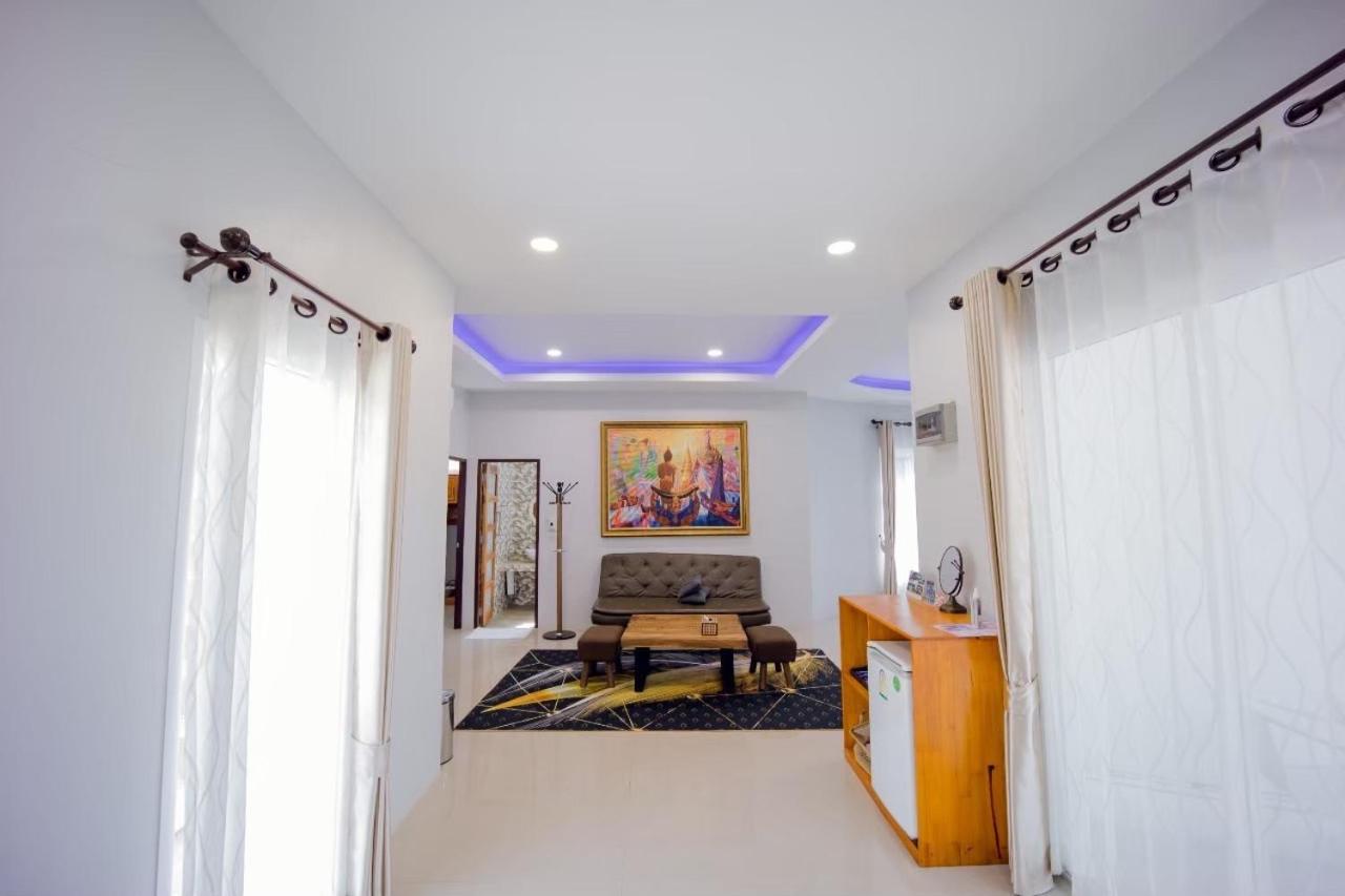 Triple Room with Terrace