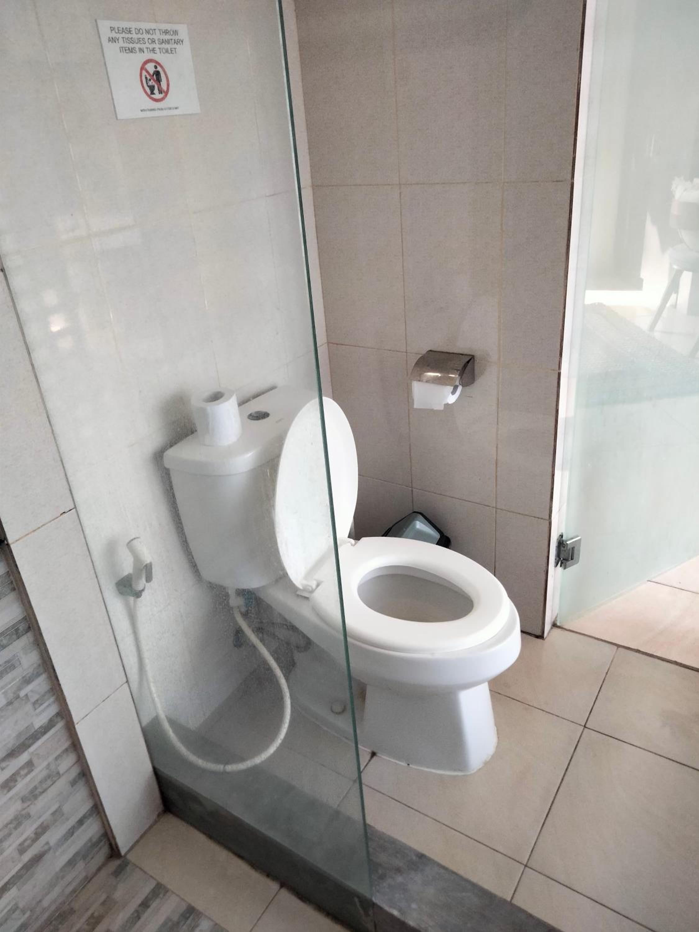 Deluxe Double Room with Balcony - Photo 6