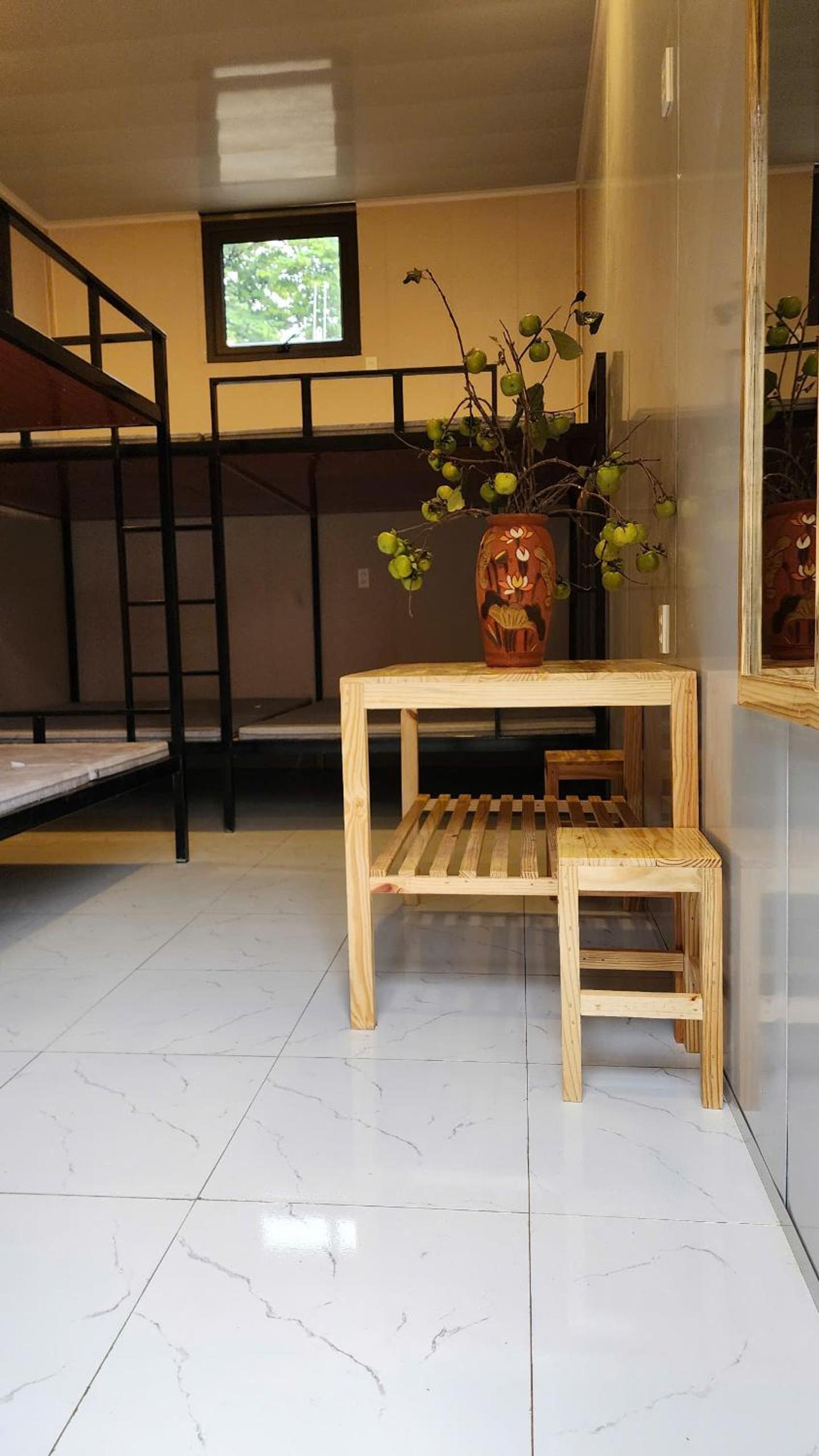 Mixed Dormitory Room