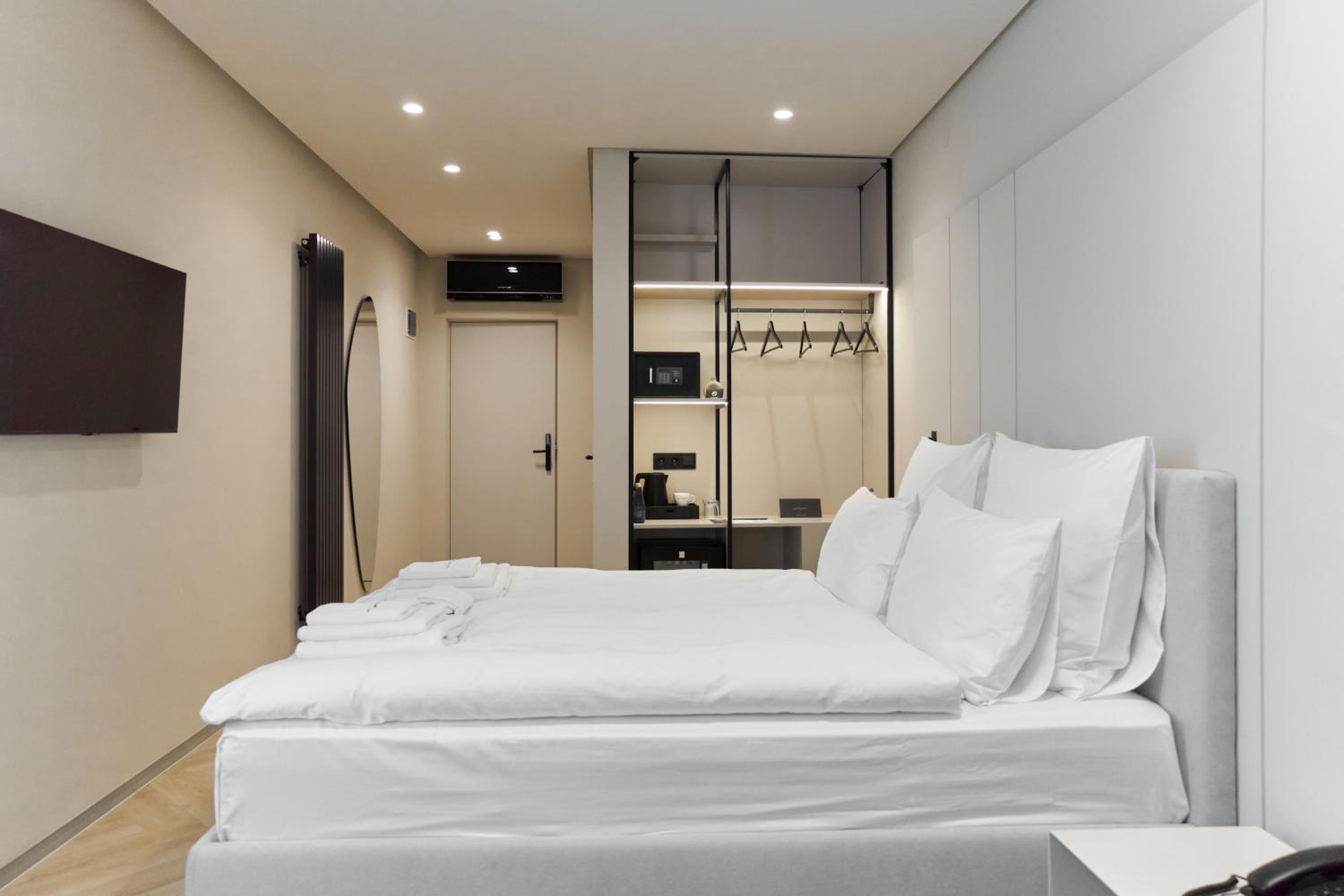 Junior Suite with Garden View photo 2