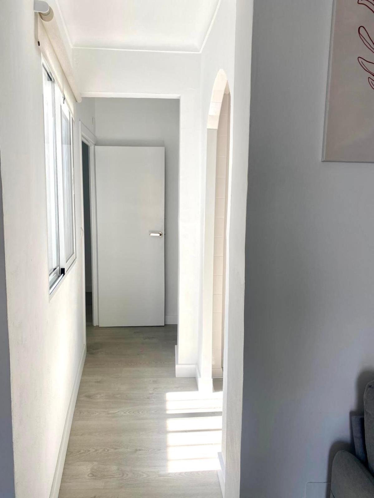 Three-Bedroom House photo 3