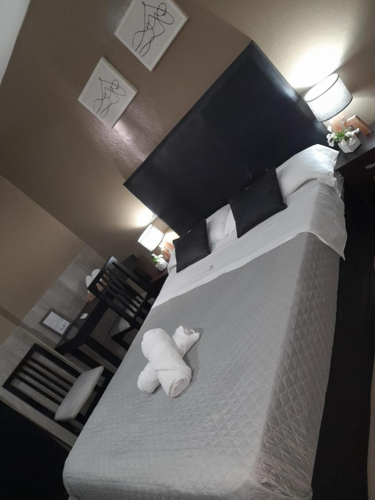 Standard Double Room photo 3