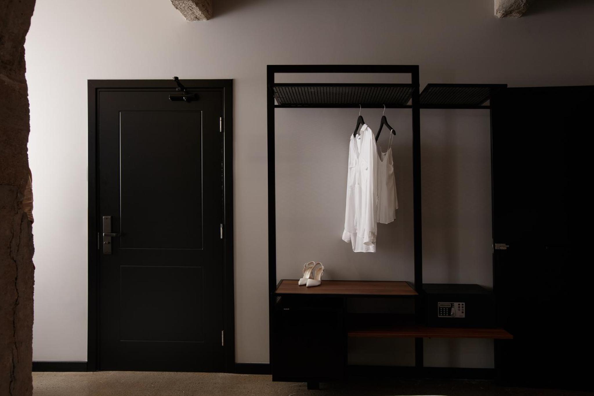Studio Room