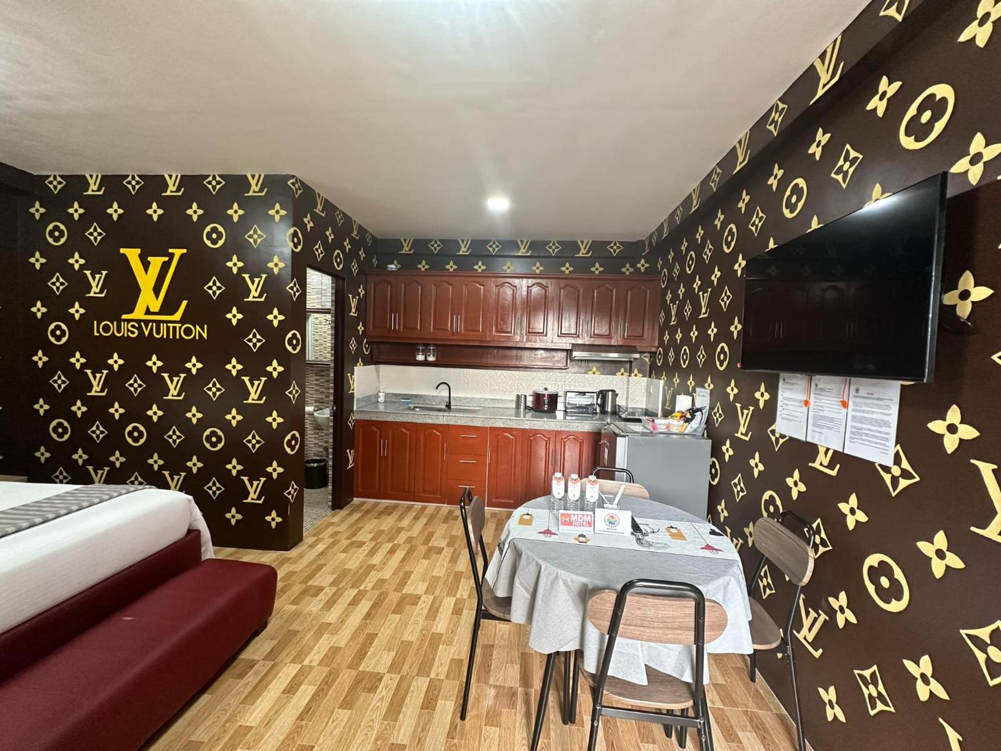 Family Suite photo 2