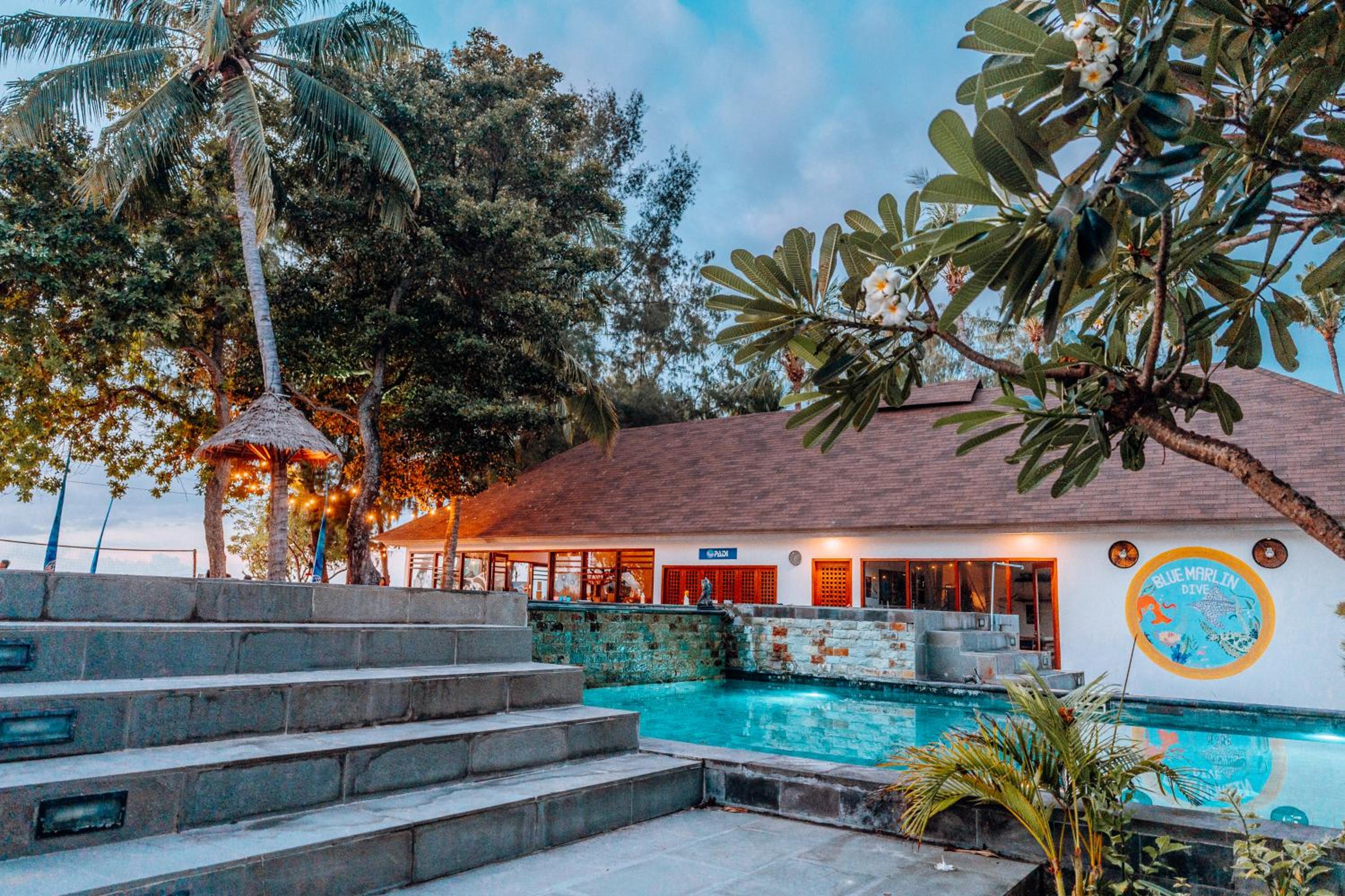 Deluxe Double Bungalow with Pool View - Photo 3