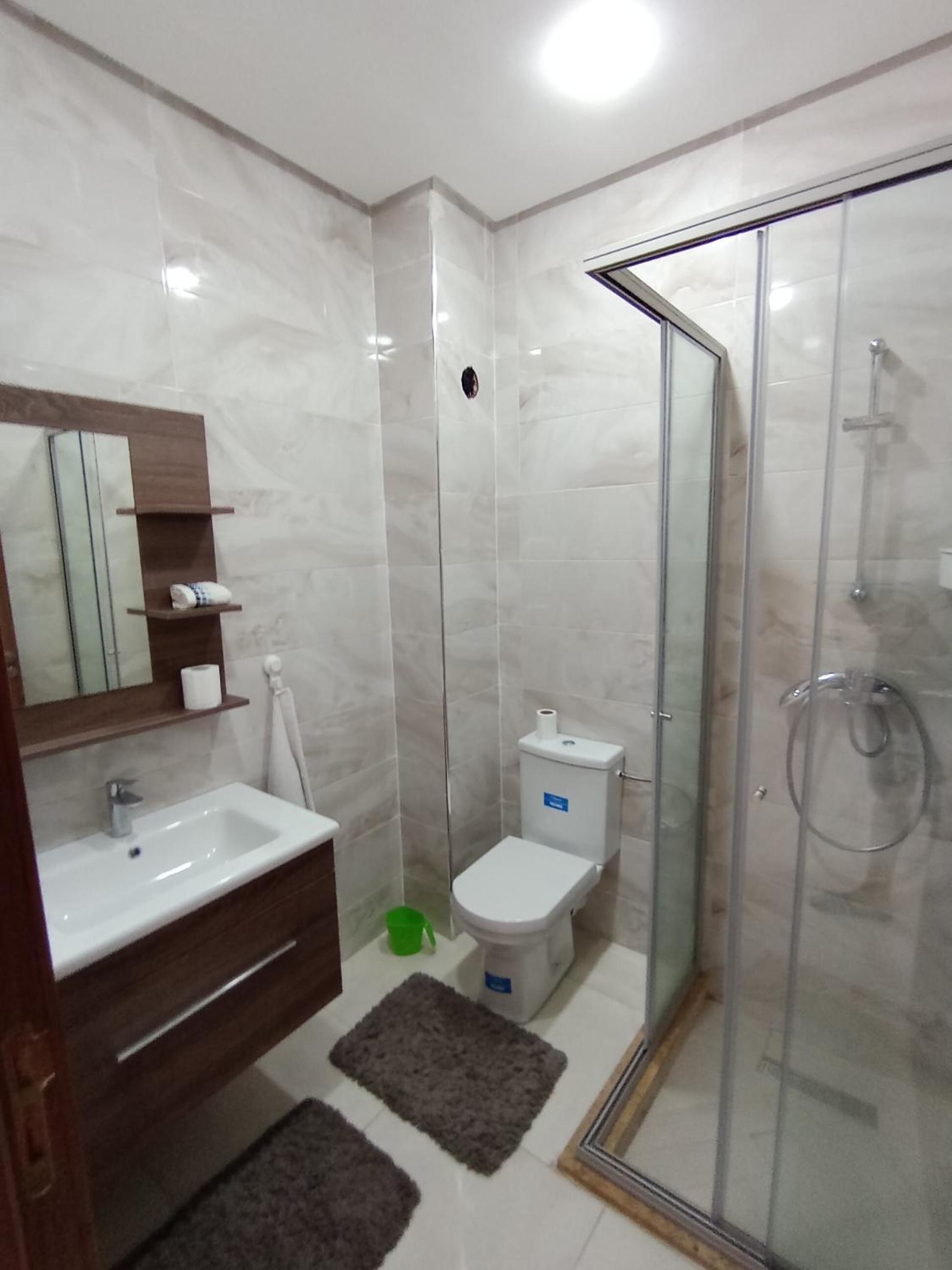 Two-Bedroom Apartment with Pool View photo 3