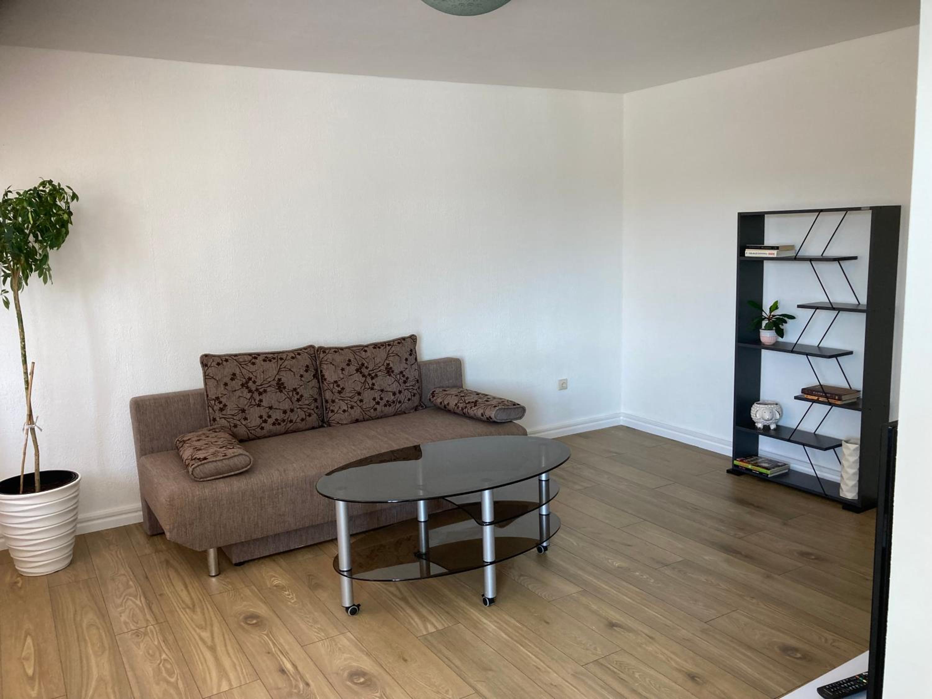 One-Bedroom Apartment photo 3