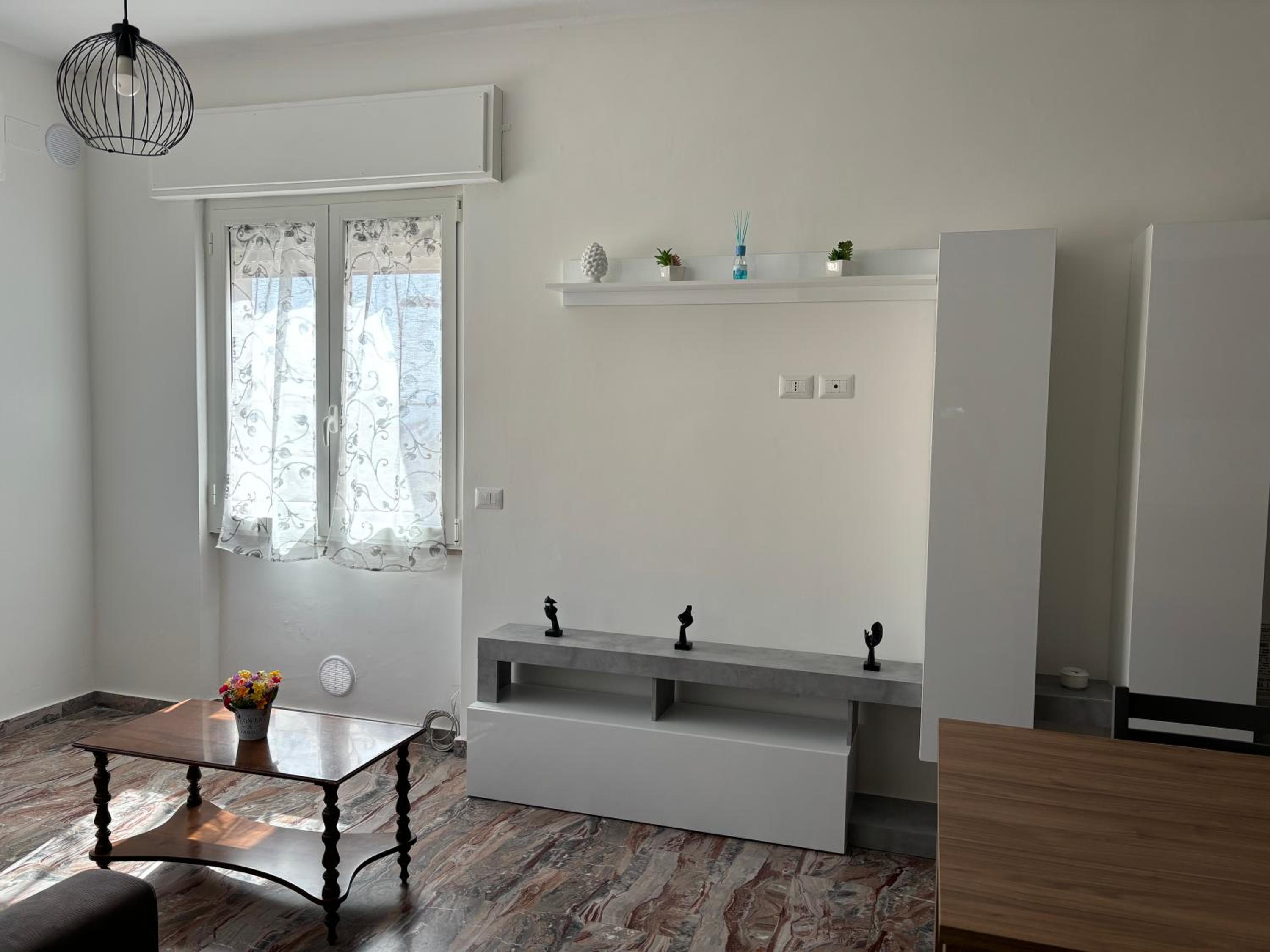 Two-Bedroom House photo 3