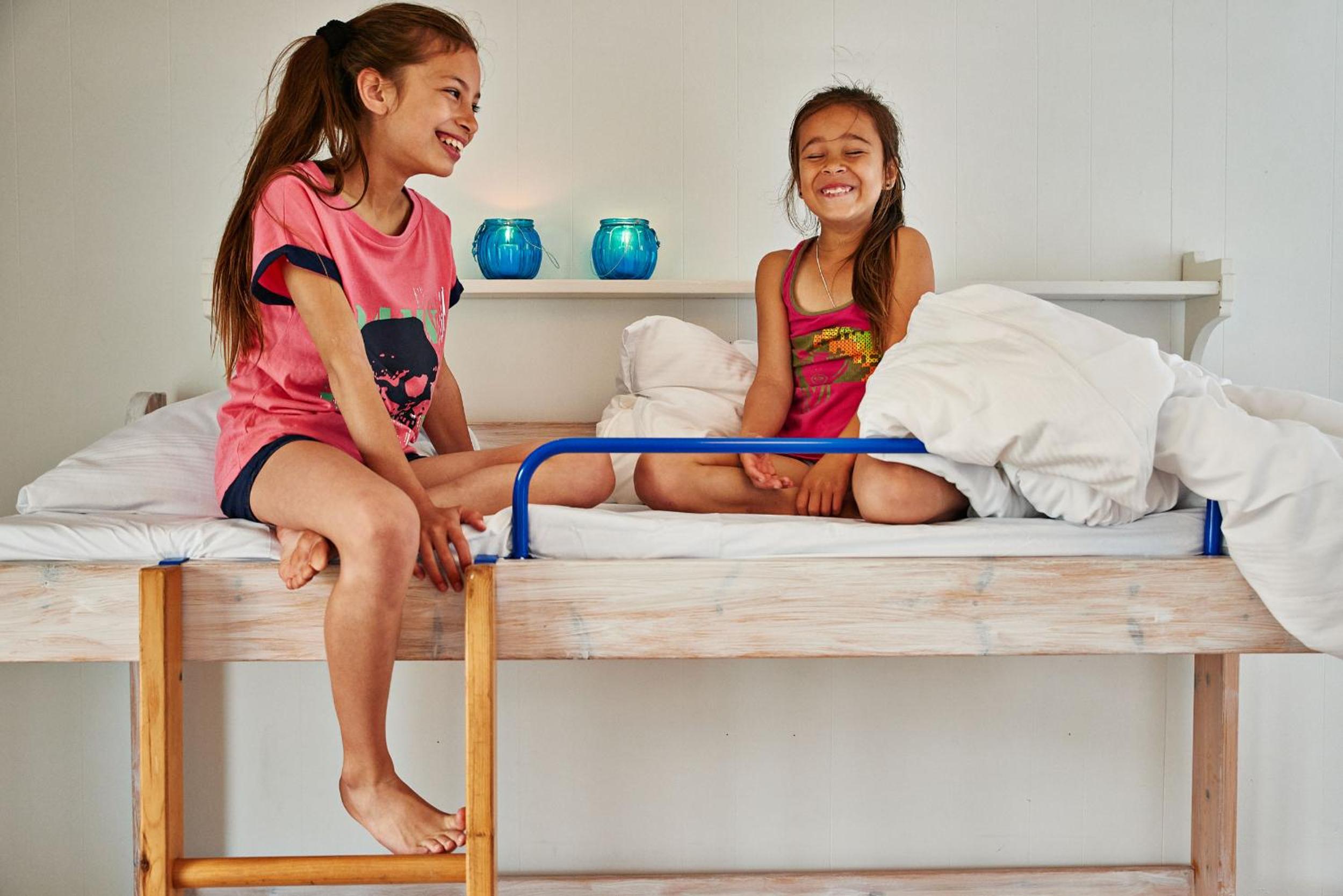 Bunk Bed In Mixed Dormitory Room photo 2