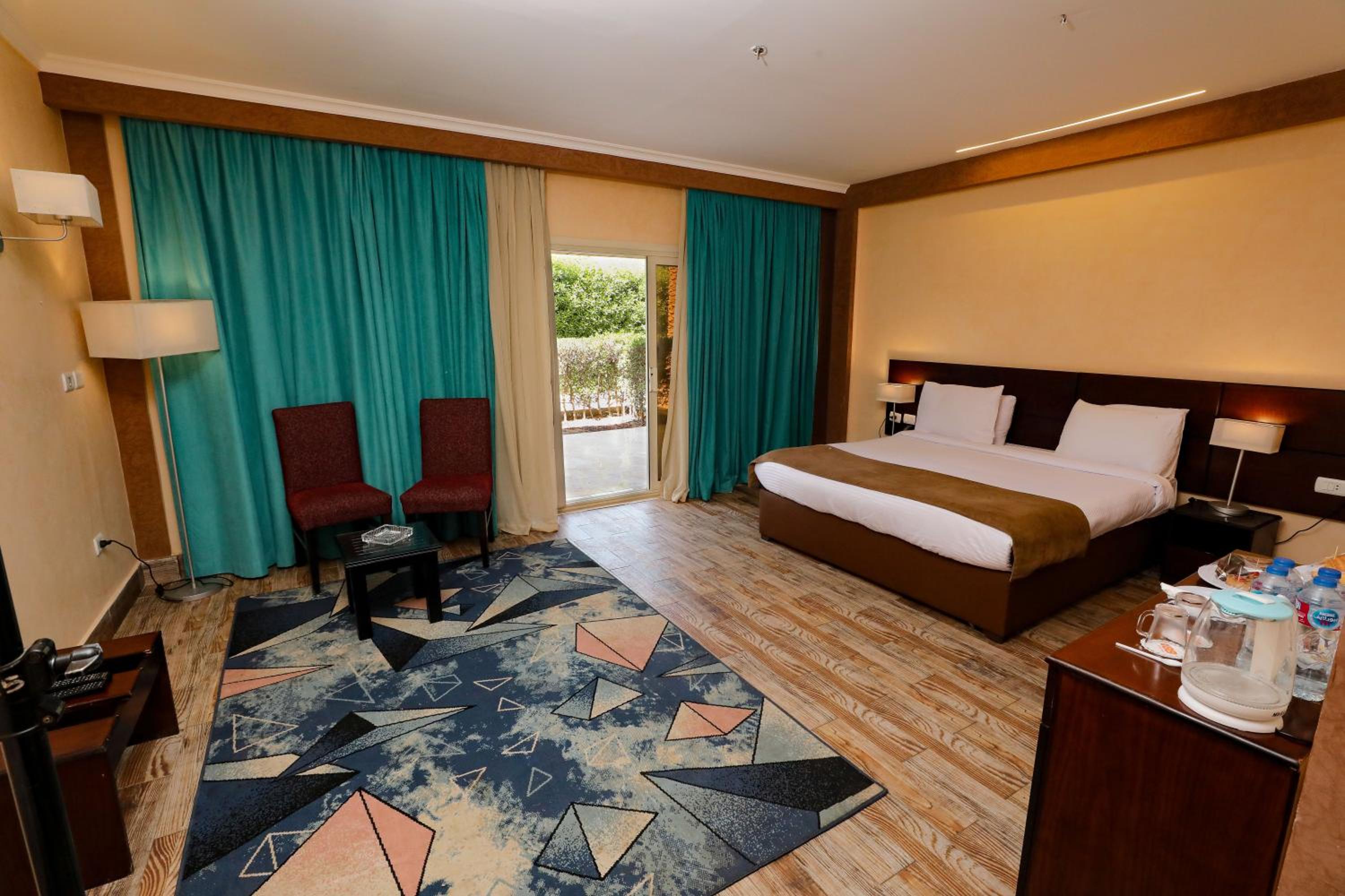 Triple Room with Garden View photo 3