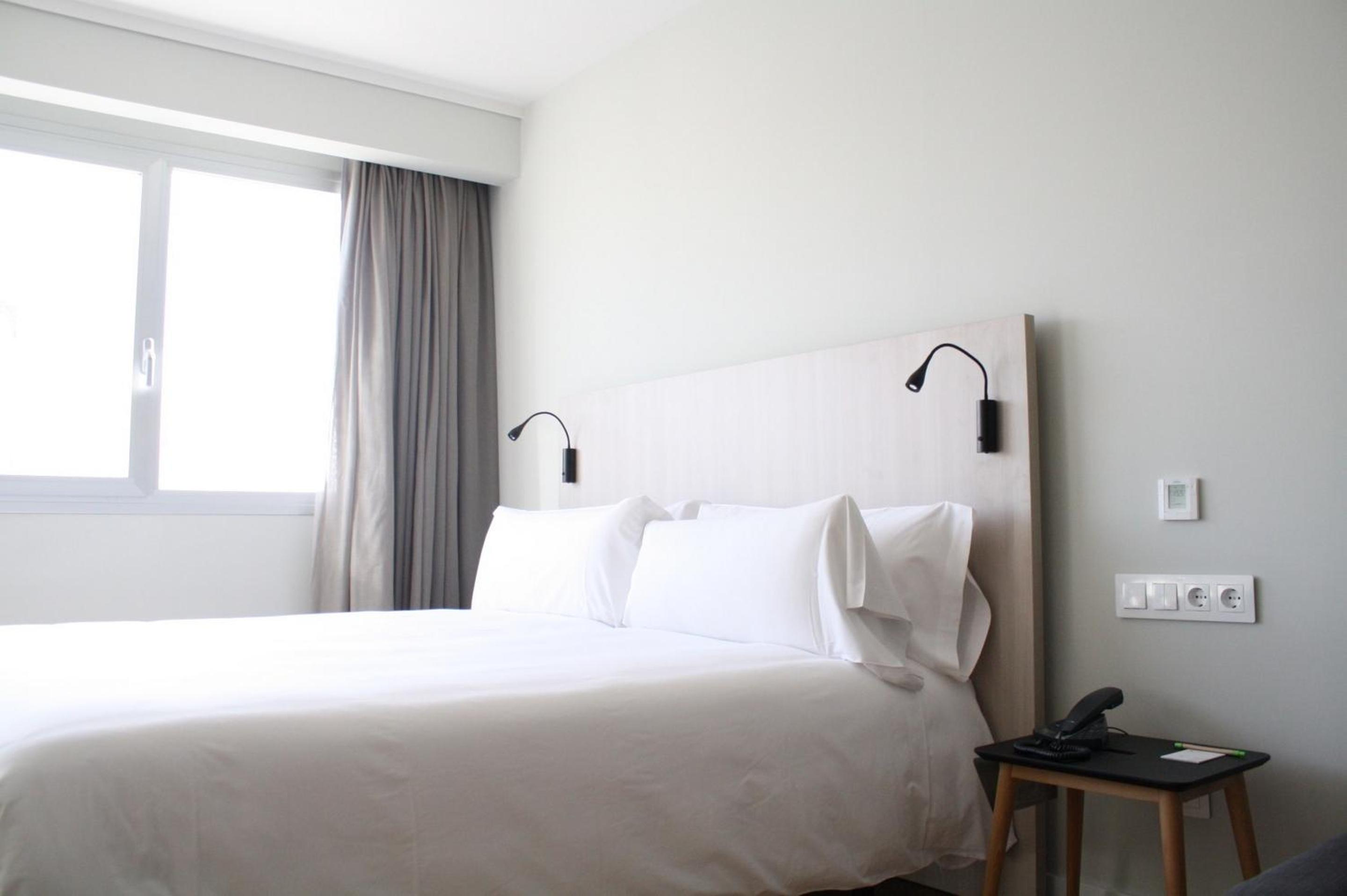 Superior Double or Twin Room - Photo 11