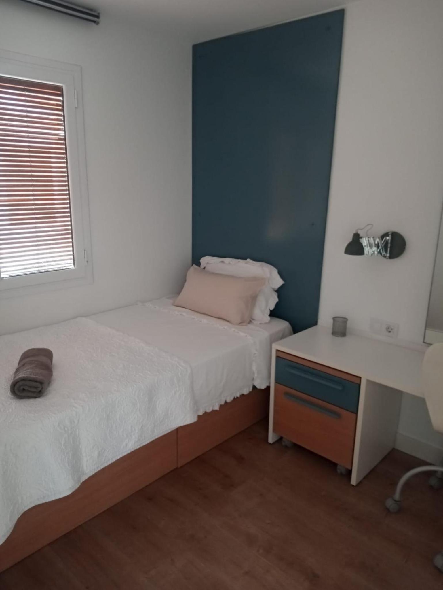 Habitación Triple con Baño Privado