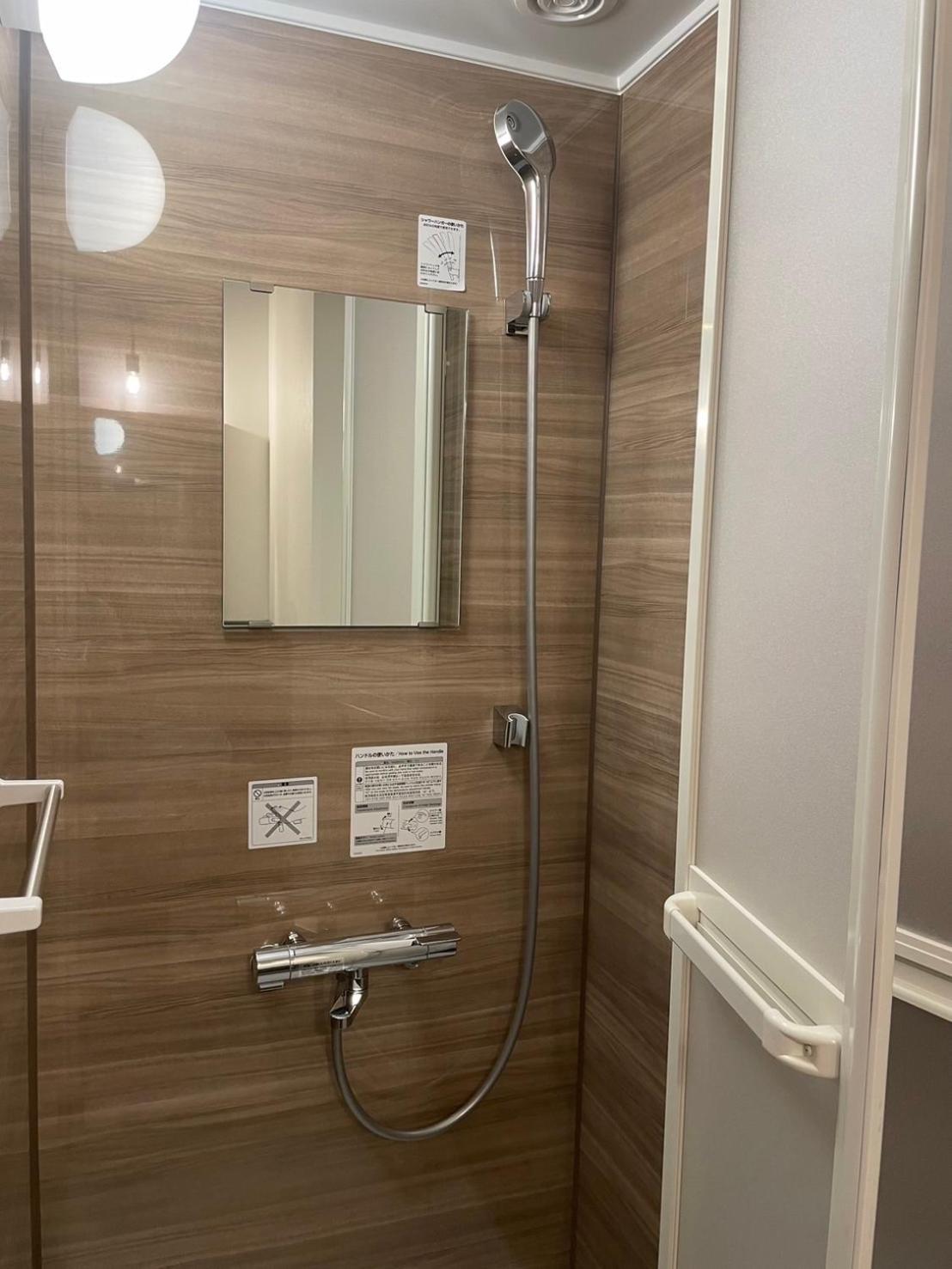Standard Single Room with Shower photo 3