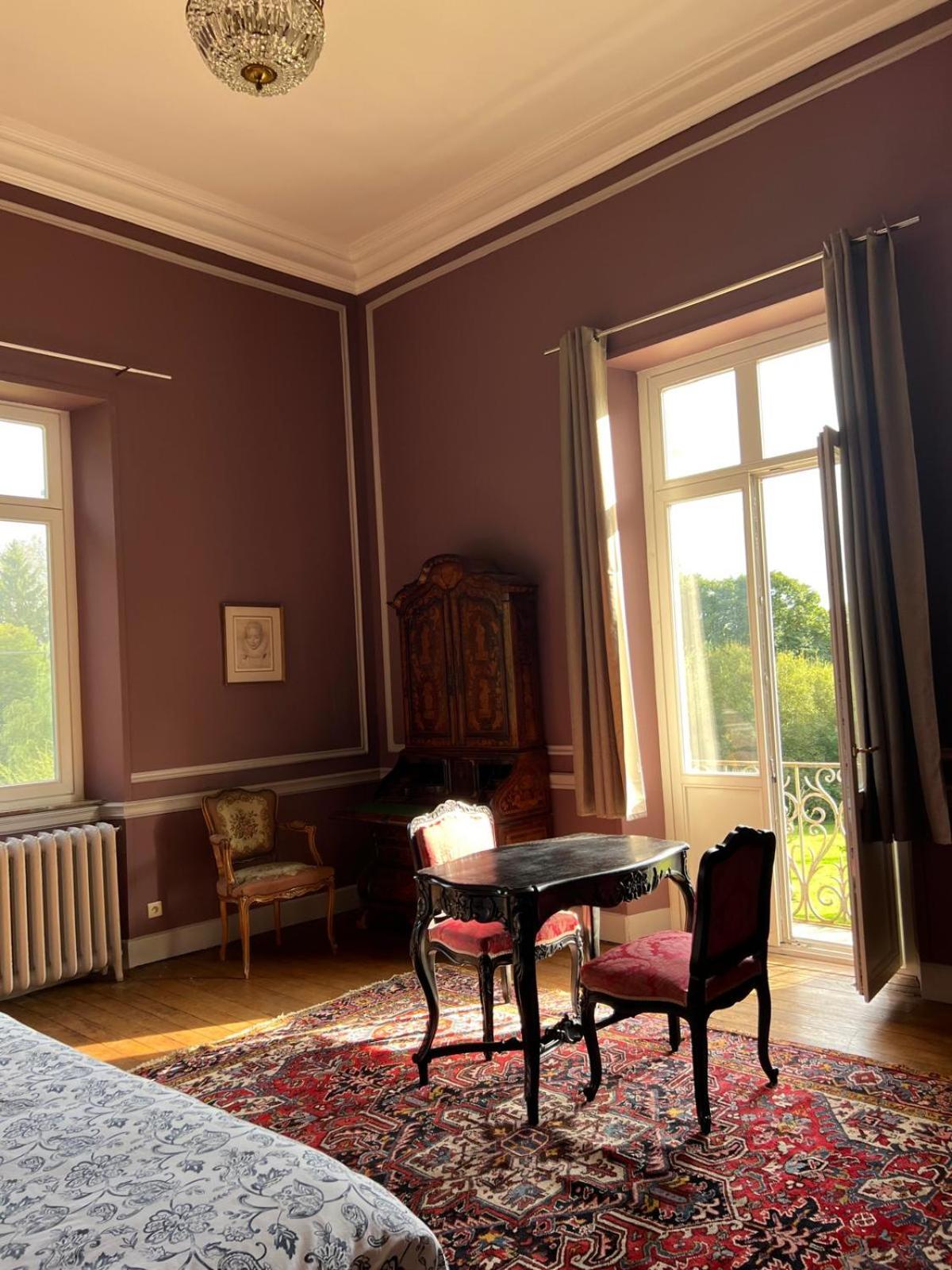 Deluxe Double Room with Balcony photo 1