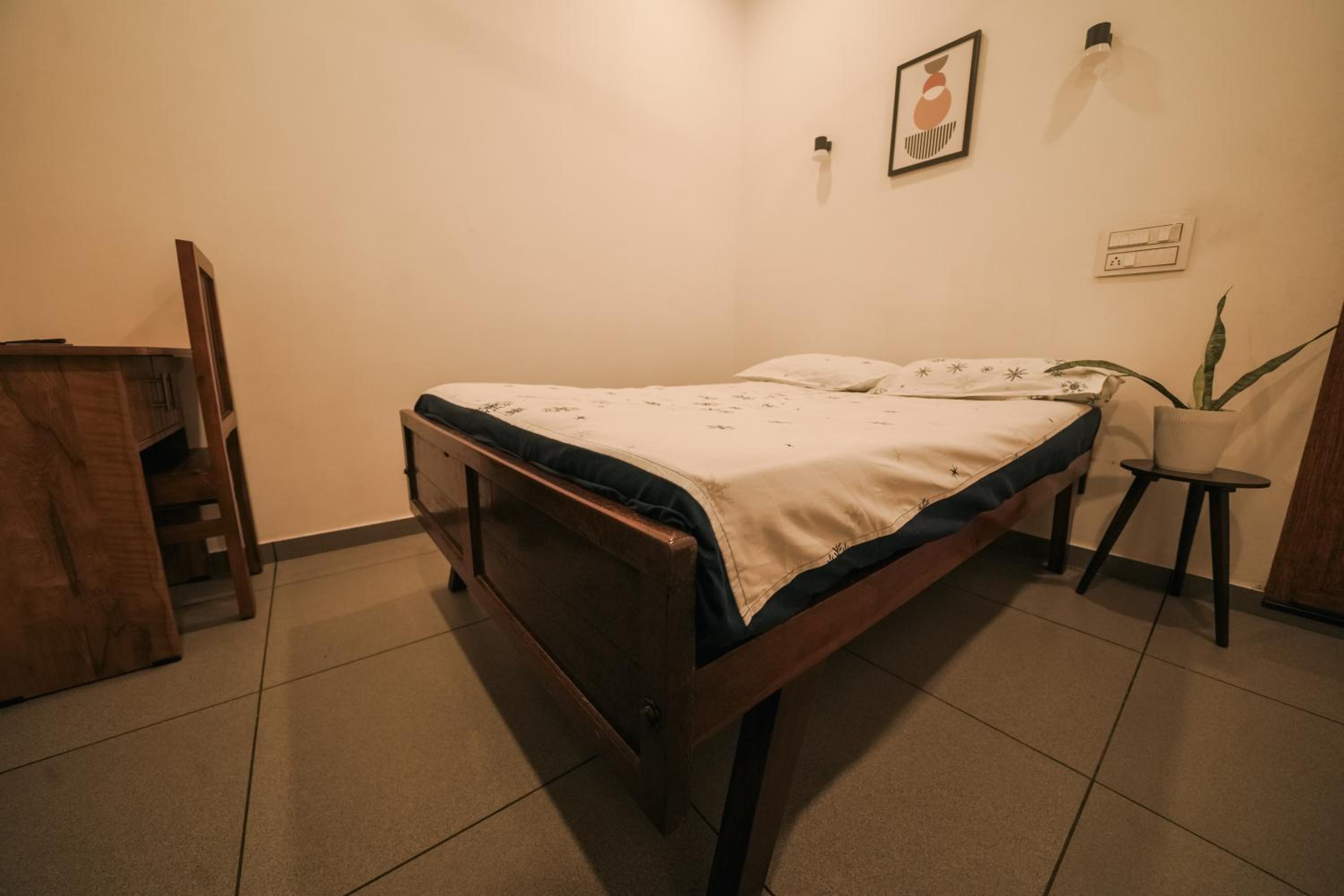 Small Double Room photo 1