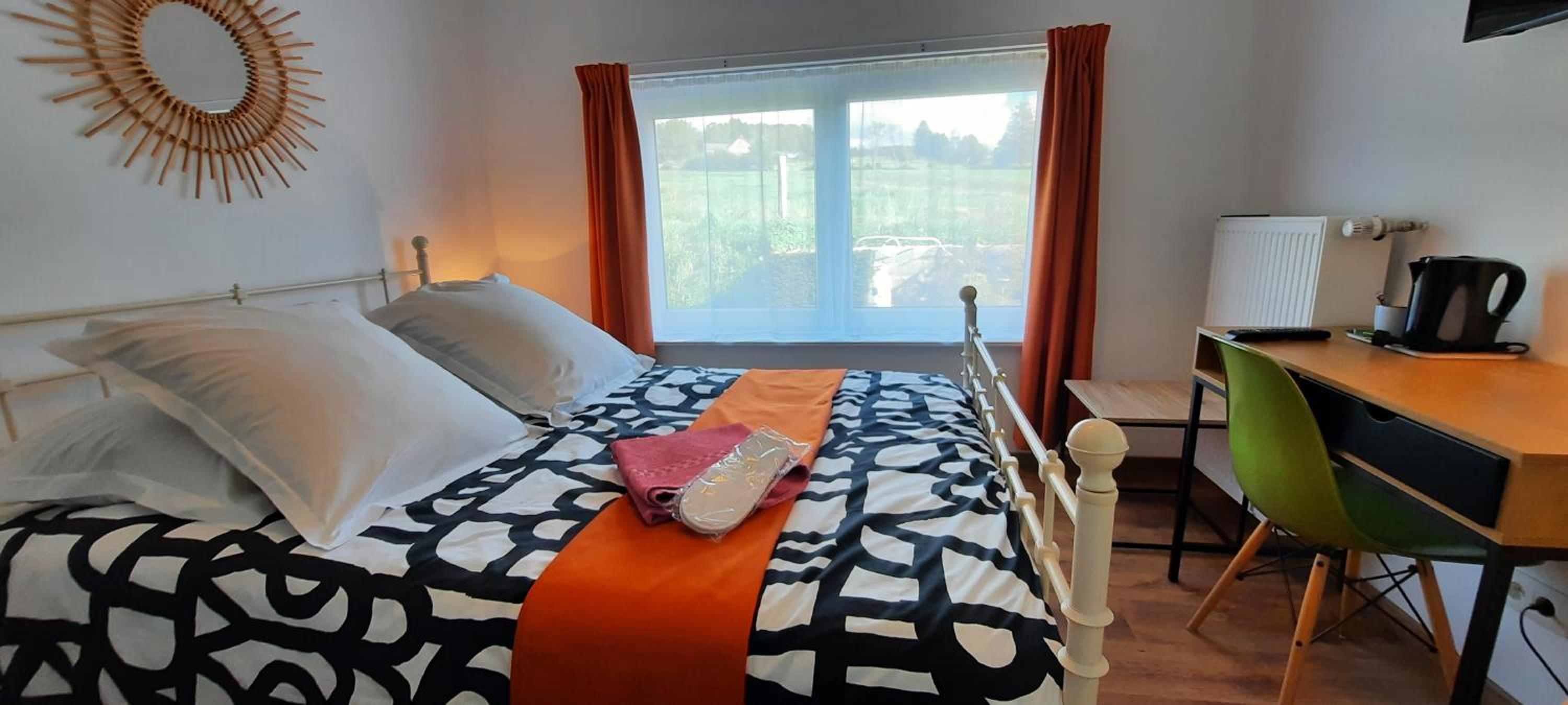 Small Single Room photo 1
