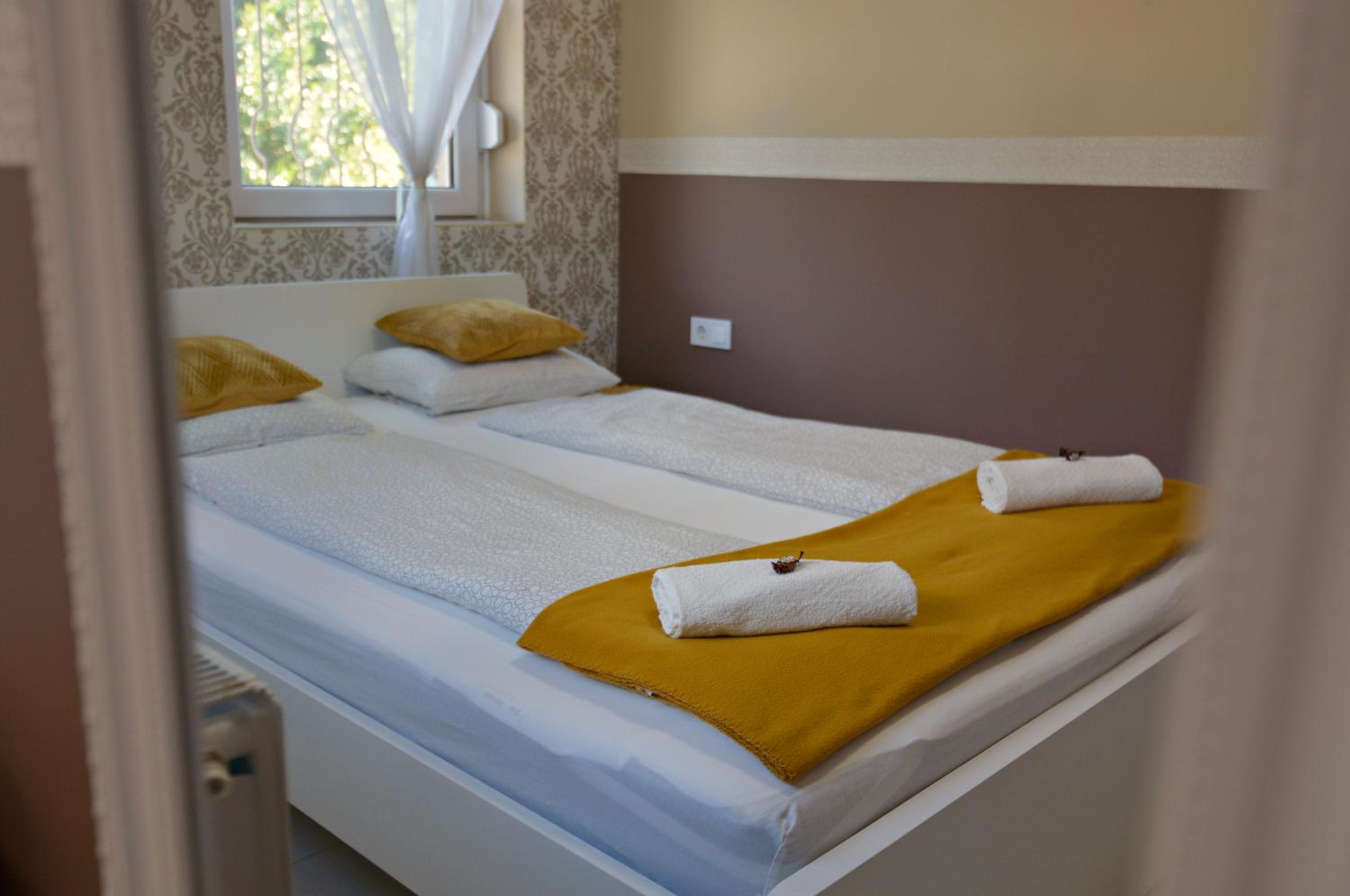 Double Room With Private Bathroom photo 1