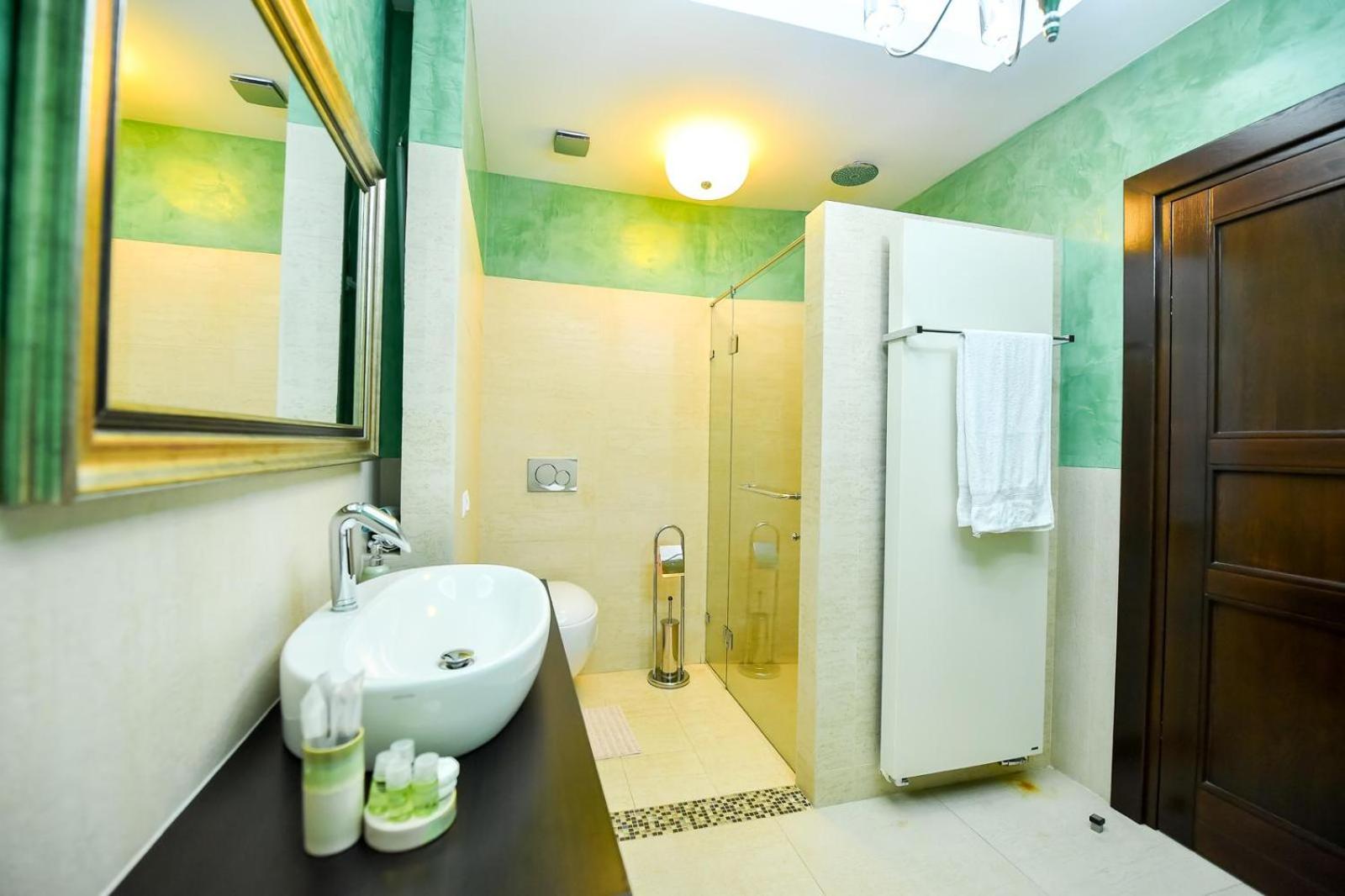 Apartment - Photo 22