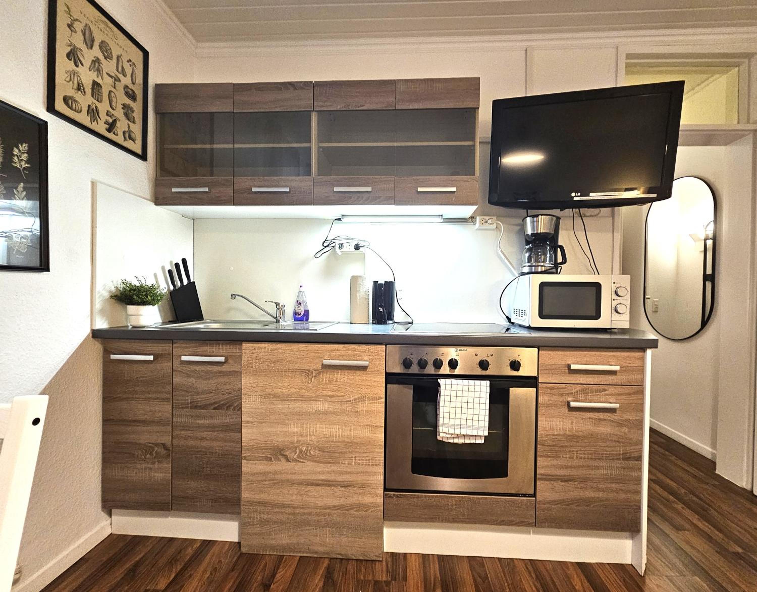 Studio Apartment photo 2