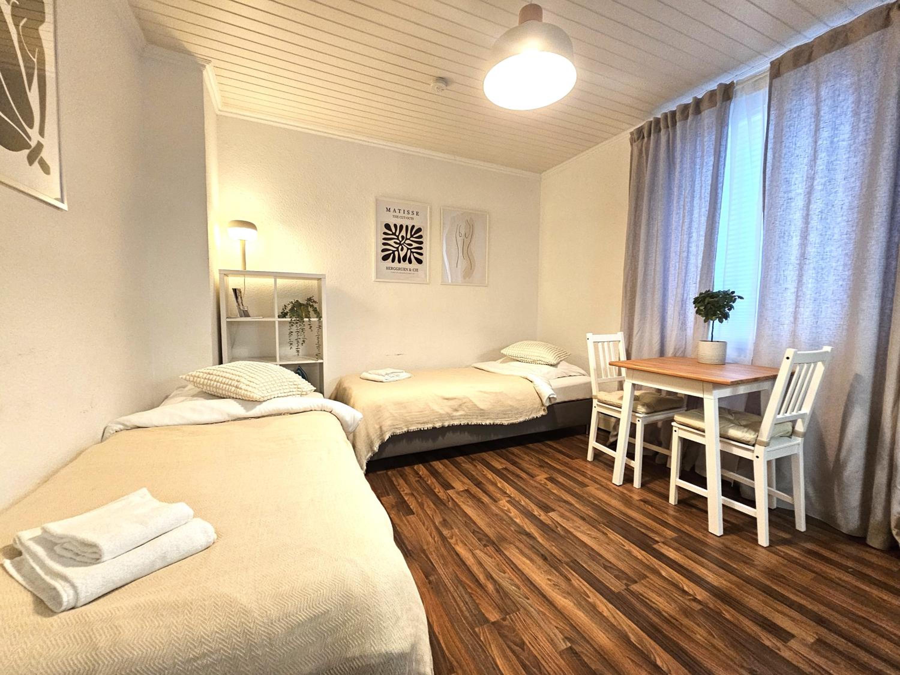 Studio Apartment photo 1