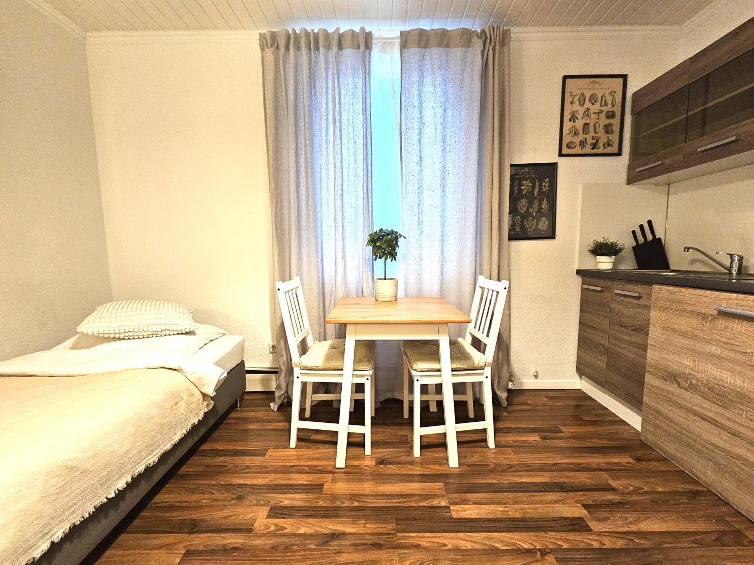 Studio Apartment photo 3