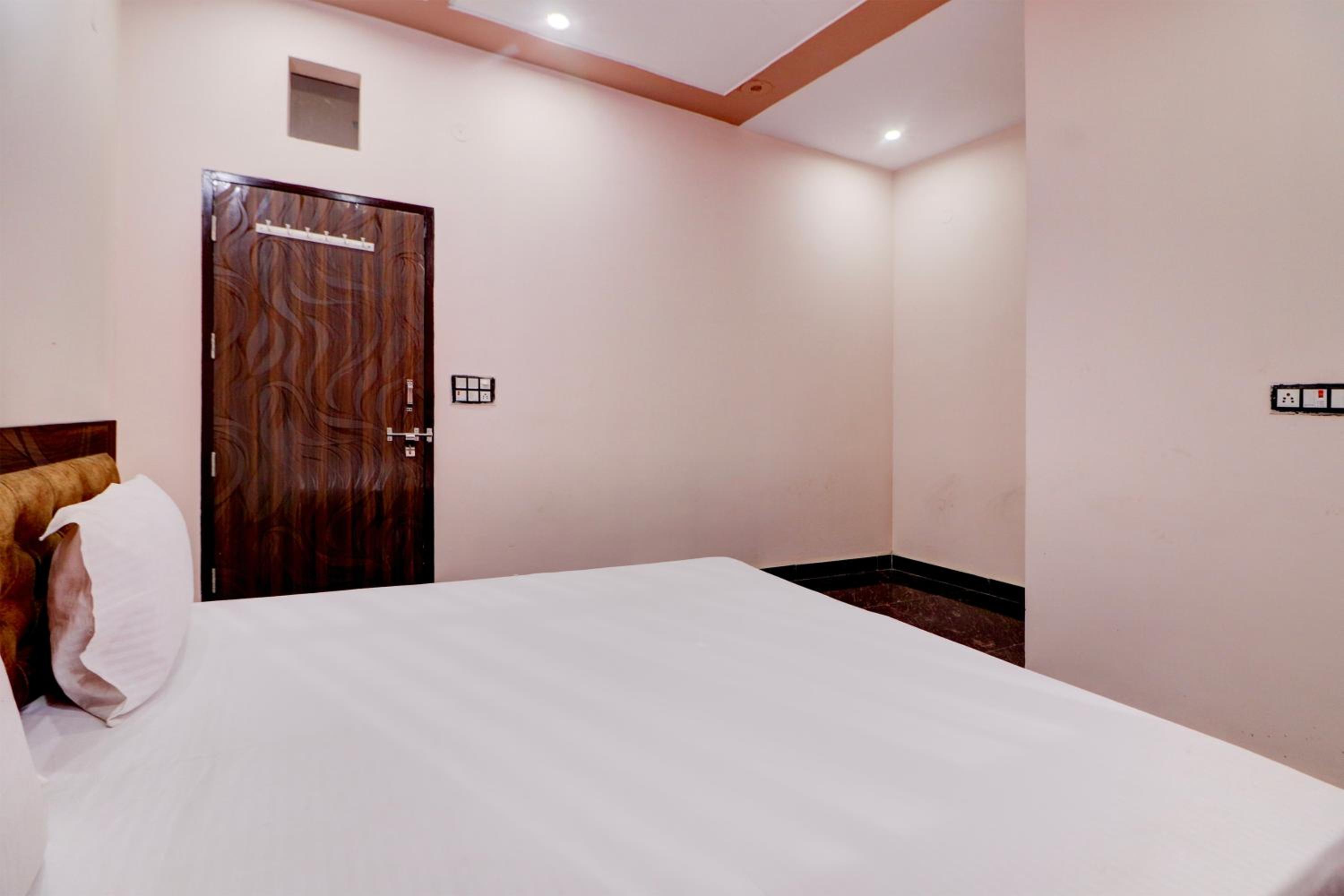 Classic Triple Room photo 1