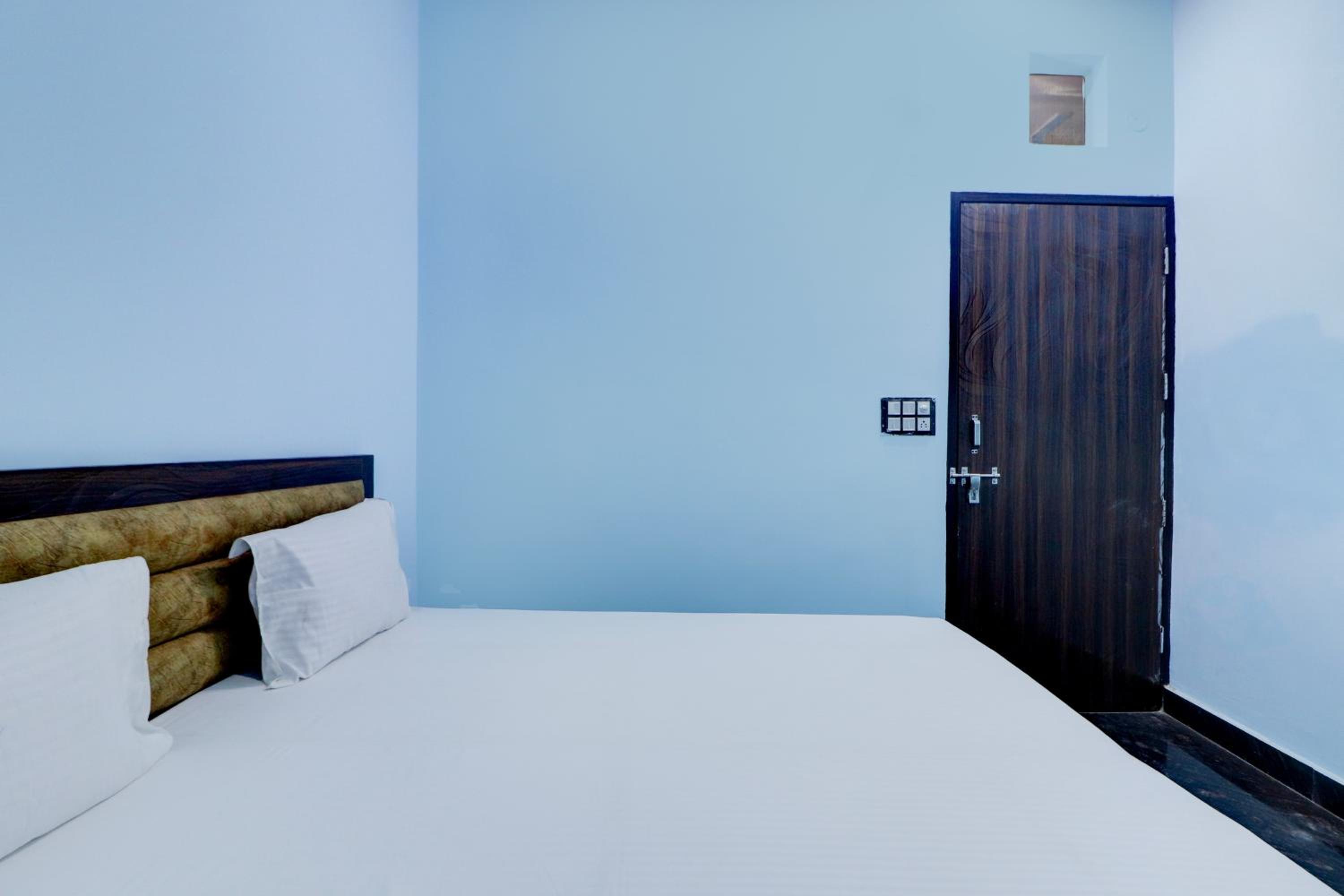 Classic Triple Room photo 3